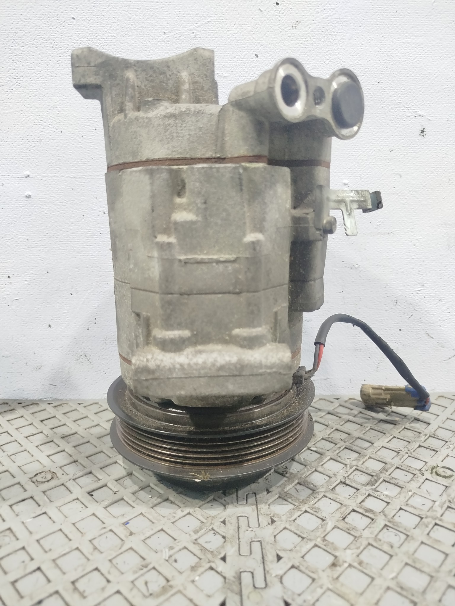 КОМПРЕССОР КОНДИЦИОНЕРА CHEVROLET OPEL 20934675 DY770Z