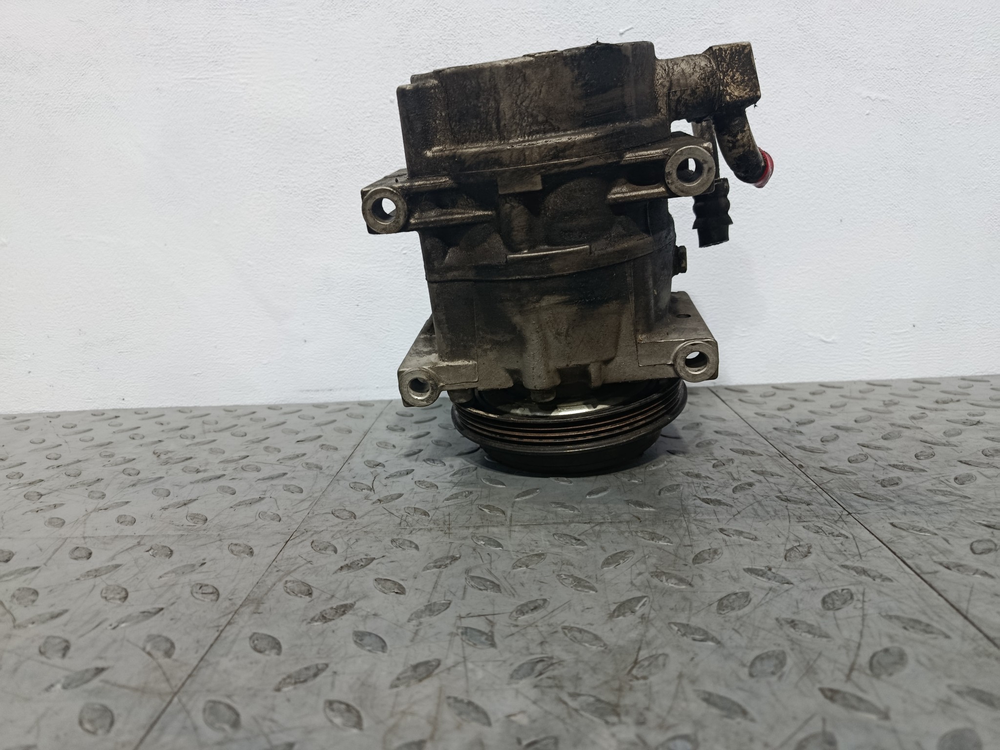 КОМПРЕССОР КОНДИЦИОНЕРА NISSAN 926004P101 S4173Z