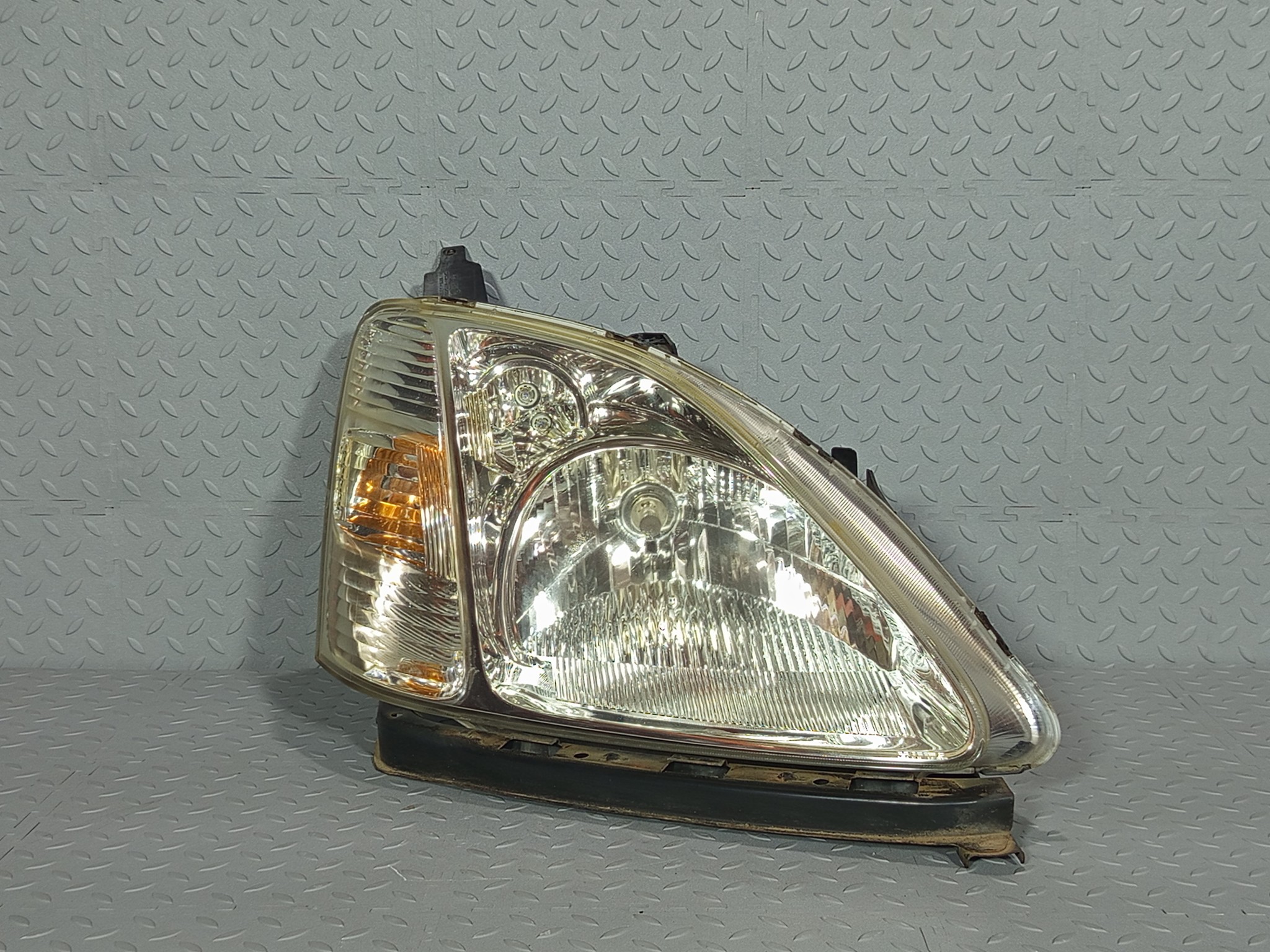 ФАРА HONDA ПРАВАЯ 33101S6A003  FE082