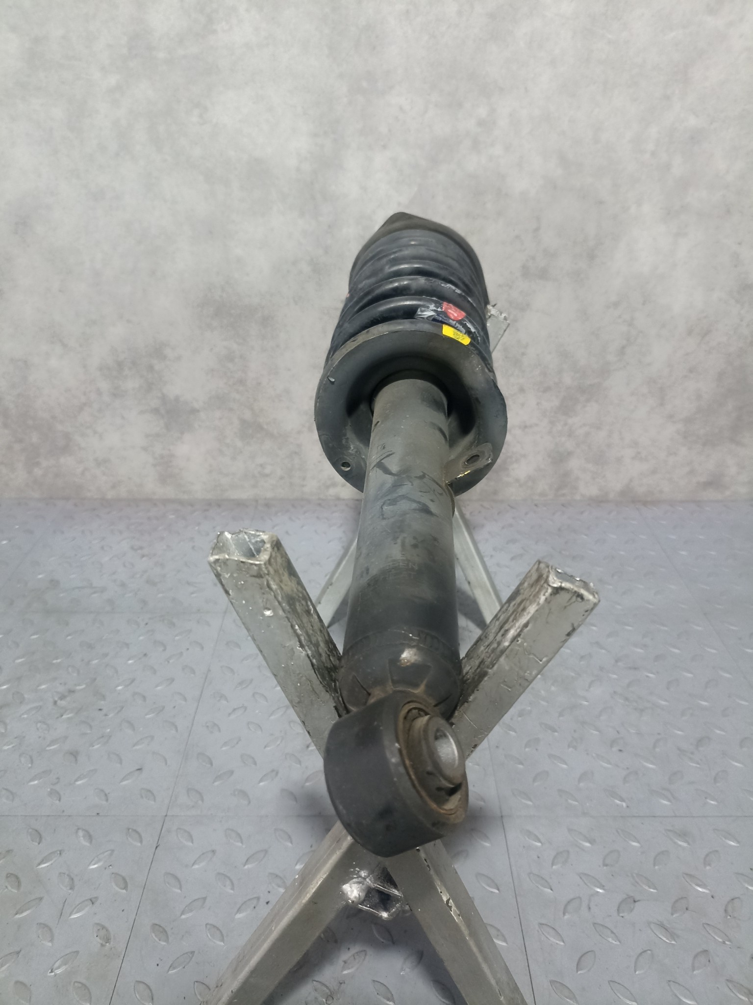 СТОЙКА ХОДОВКИ TOYOTA LEXUS ПЕРЕДНЯЯ ПРАВАЯ ЛЕВАЯ 4851029575 S4461(2)