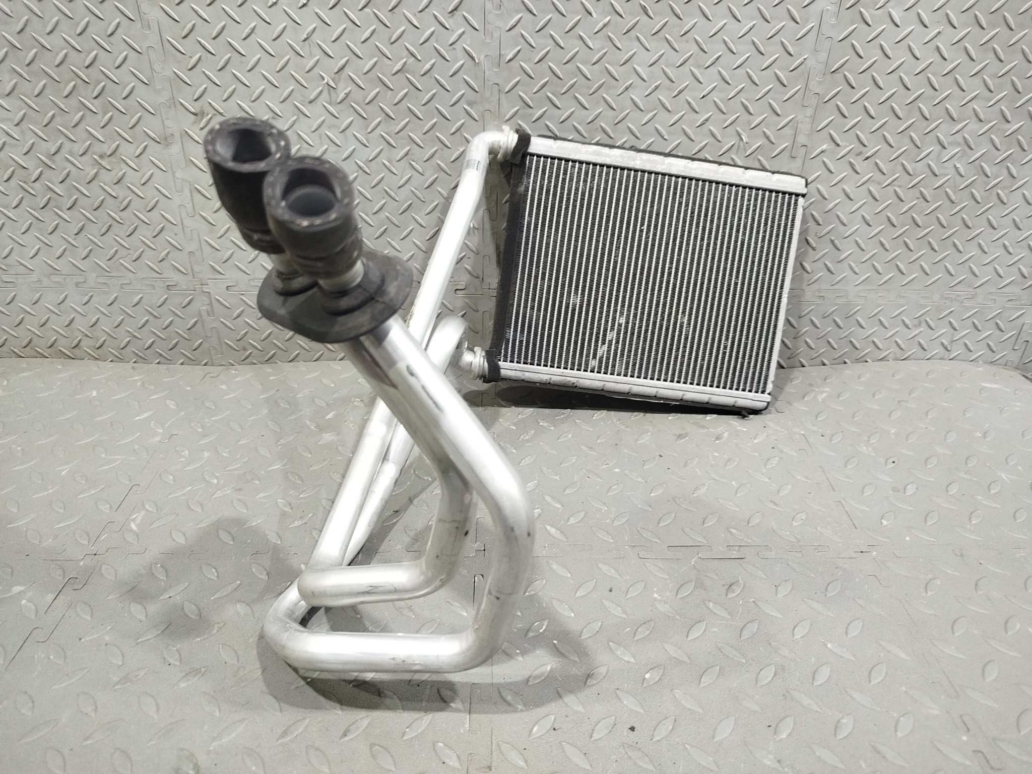РАДИАТОР ПЕЧКИ TOYOTA 8710712540 S4069