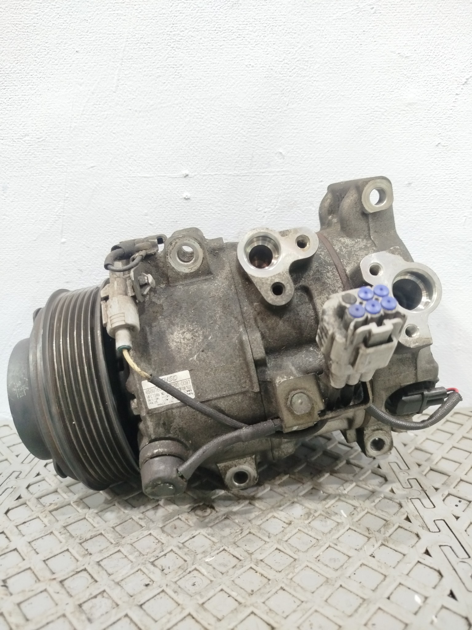 КОМПРЕССОР КОНДИЦИОНЕРА TOYOTA LEXUS 883203A270 D036