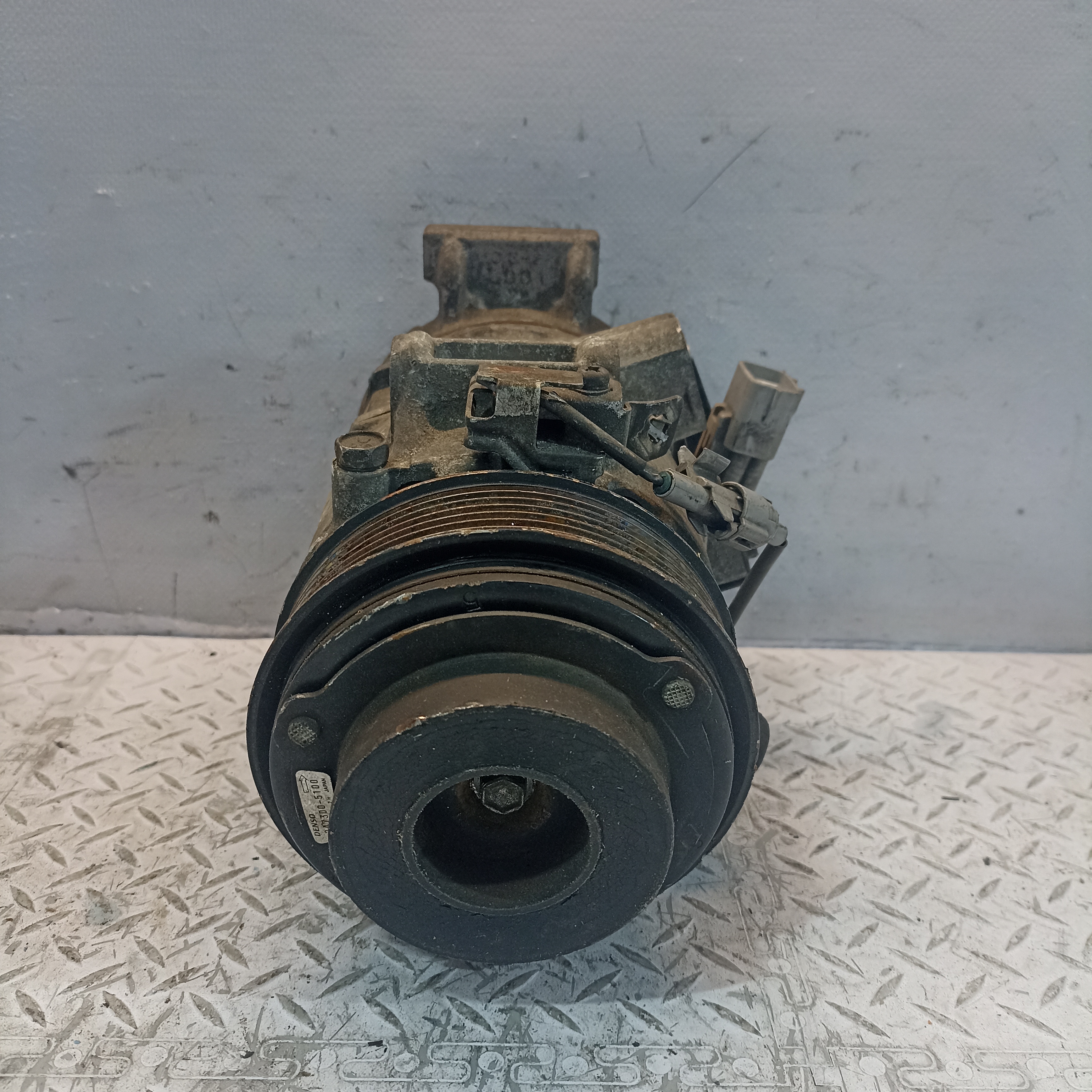 КОМПРЕССОР КОНДИЦИОНЕРА TOYOTA LEXUS 883203A270 D009