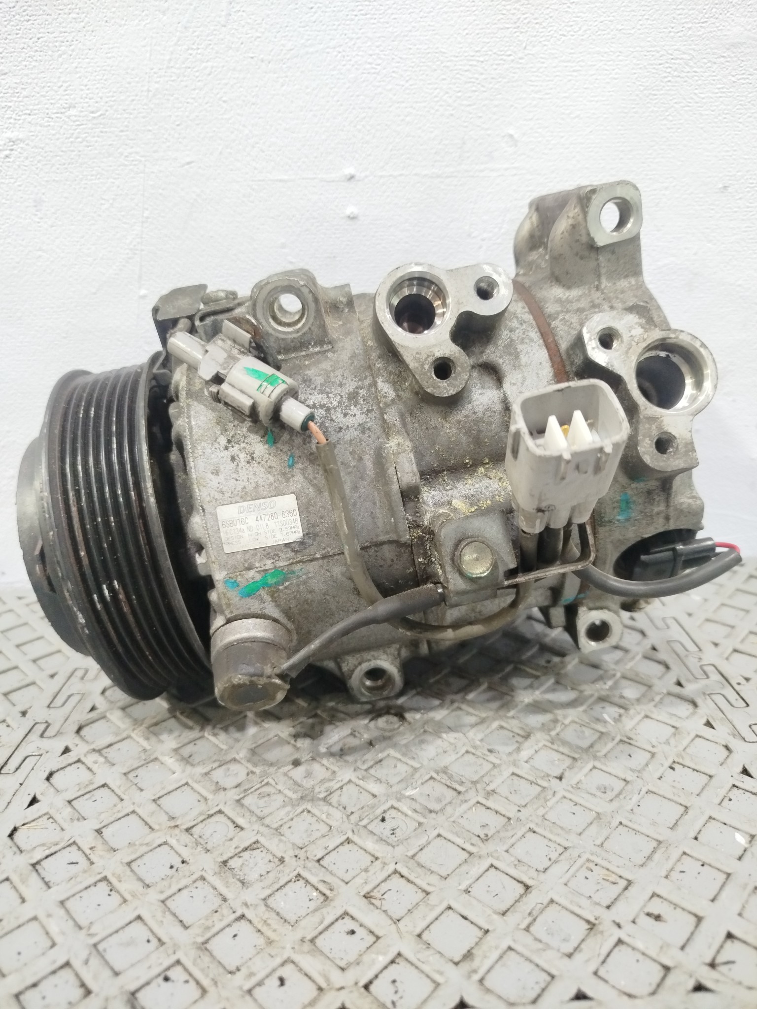 КОМПРЕССОР КОНДИЦИОНЕРА TOYOTA LEXUS 883203A270 F1745Z