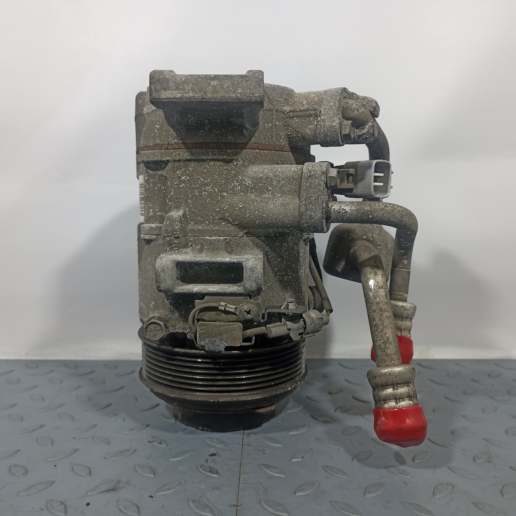 КОМПРЕССОР КОНДИЦИОНЕРА TOYOTA LEXUS 883203A270 F2491Z