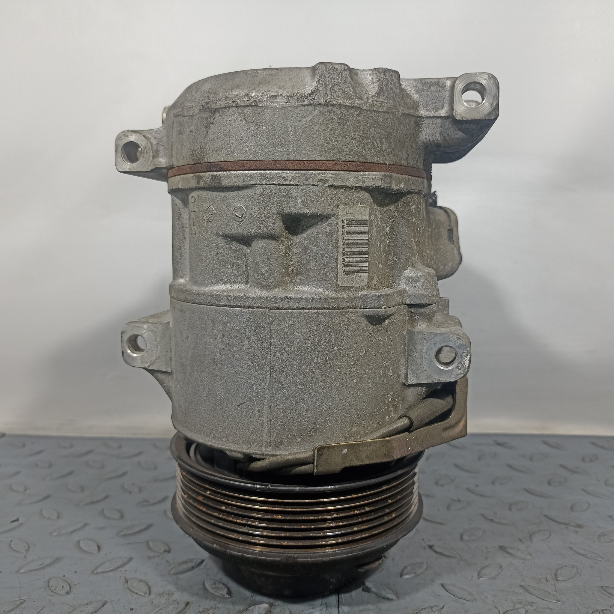 КОМПРЕССОР КОНДИЦИОНЕРА TOYOTA LEXUS 883203A270 F2482Z