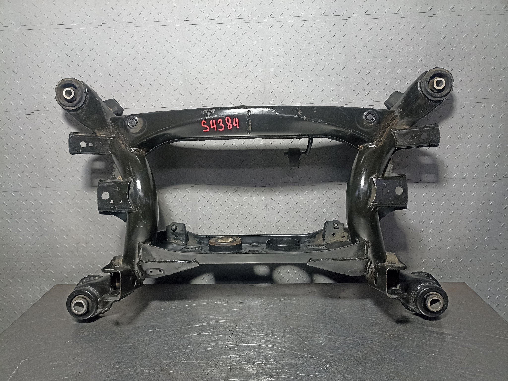 БАЛКА ПОДВЕСКИ ЗАДНЯЯ TOYOTA LEXUS ЗАДНЯЯ 5120651030  S4384Z