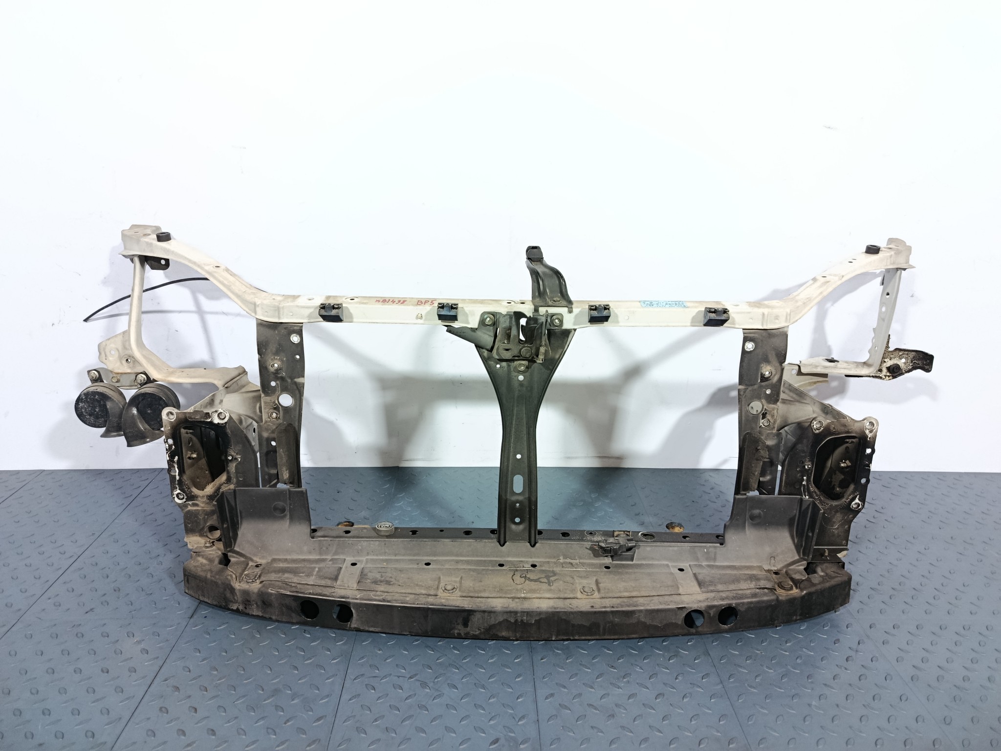 ТЕЛЕВИЗОР SUBARU 53060AG0009P  белый, 37J KB1498Z