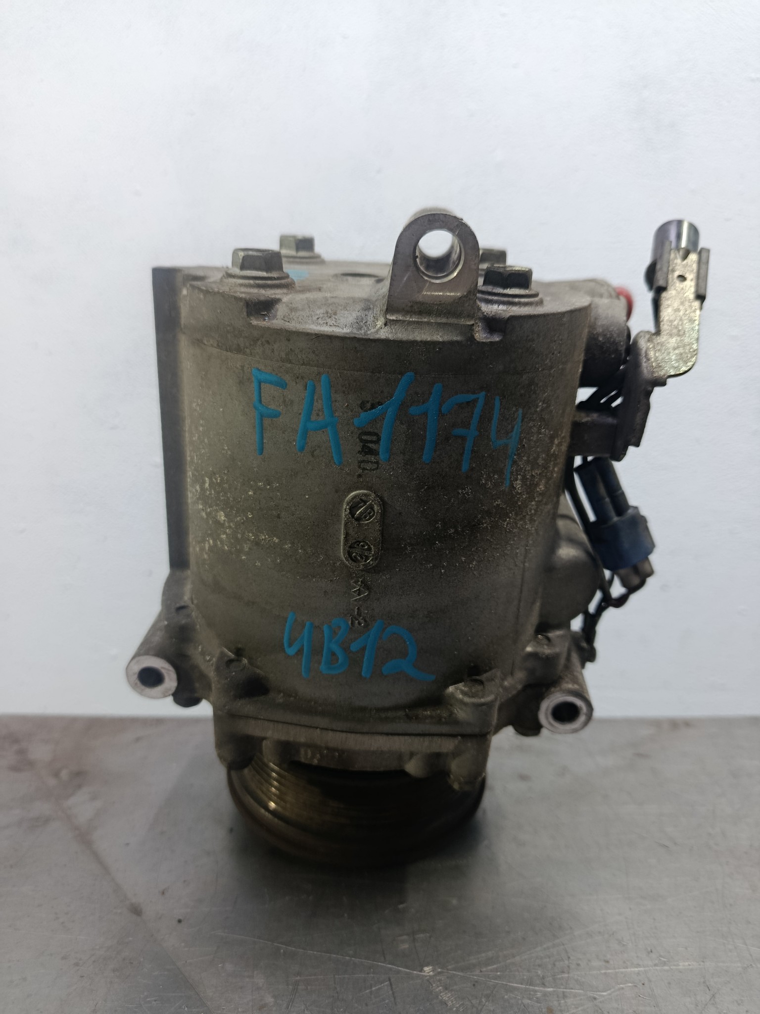 КОМПРЕССОР КОНДИЦИОНЕРА MITSUBISHI 7813A068 FA1174Z