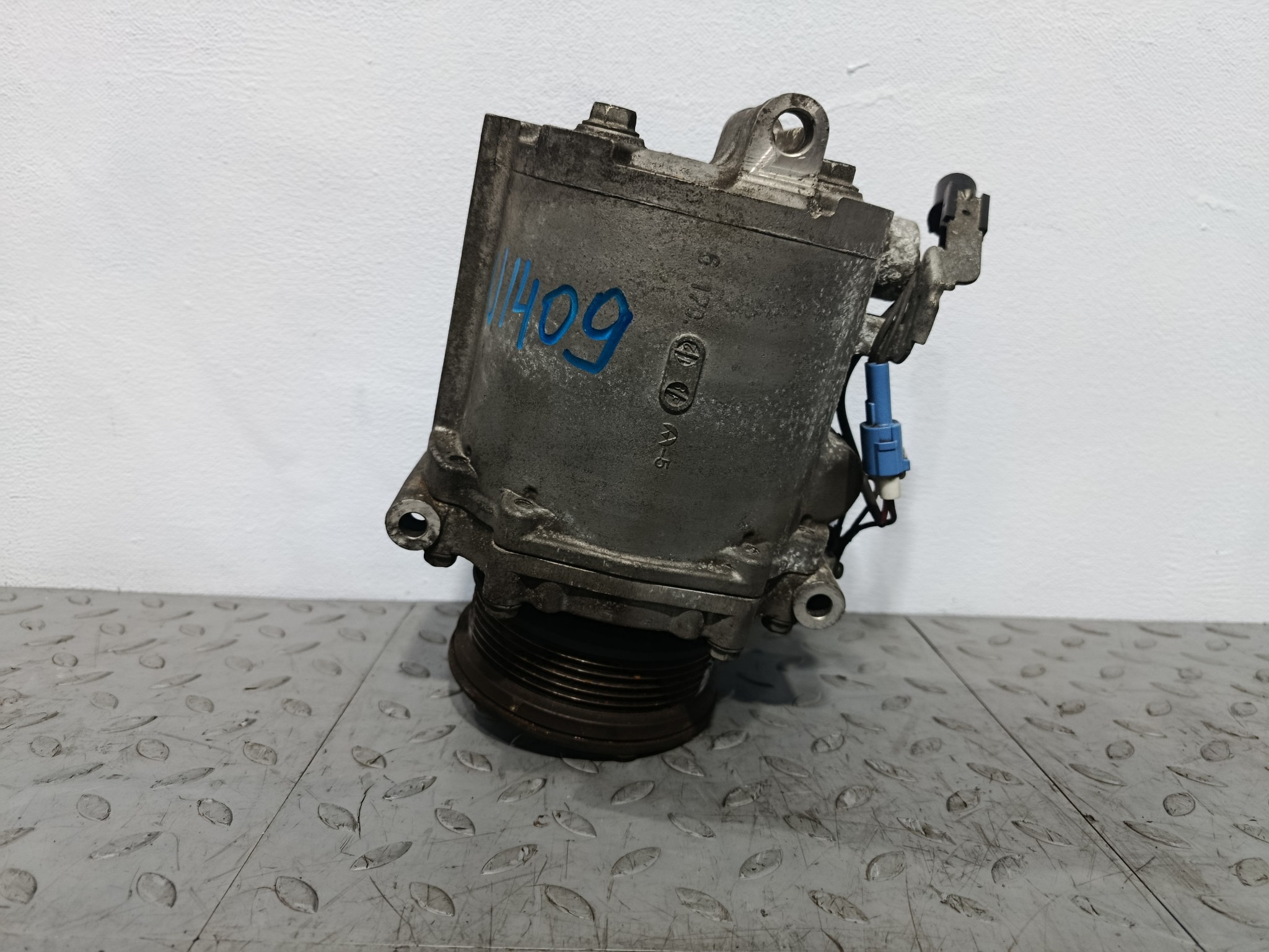 КОМПРЕССОР КОНДИЦИОНЕРА MITSUBISHI 7813A068 U1409Z