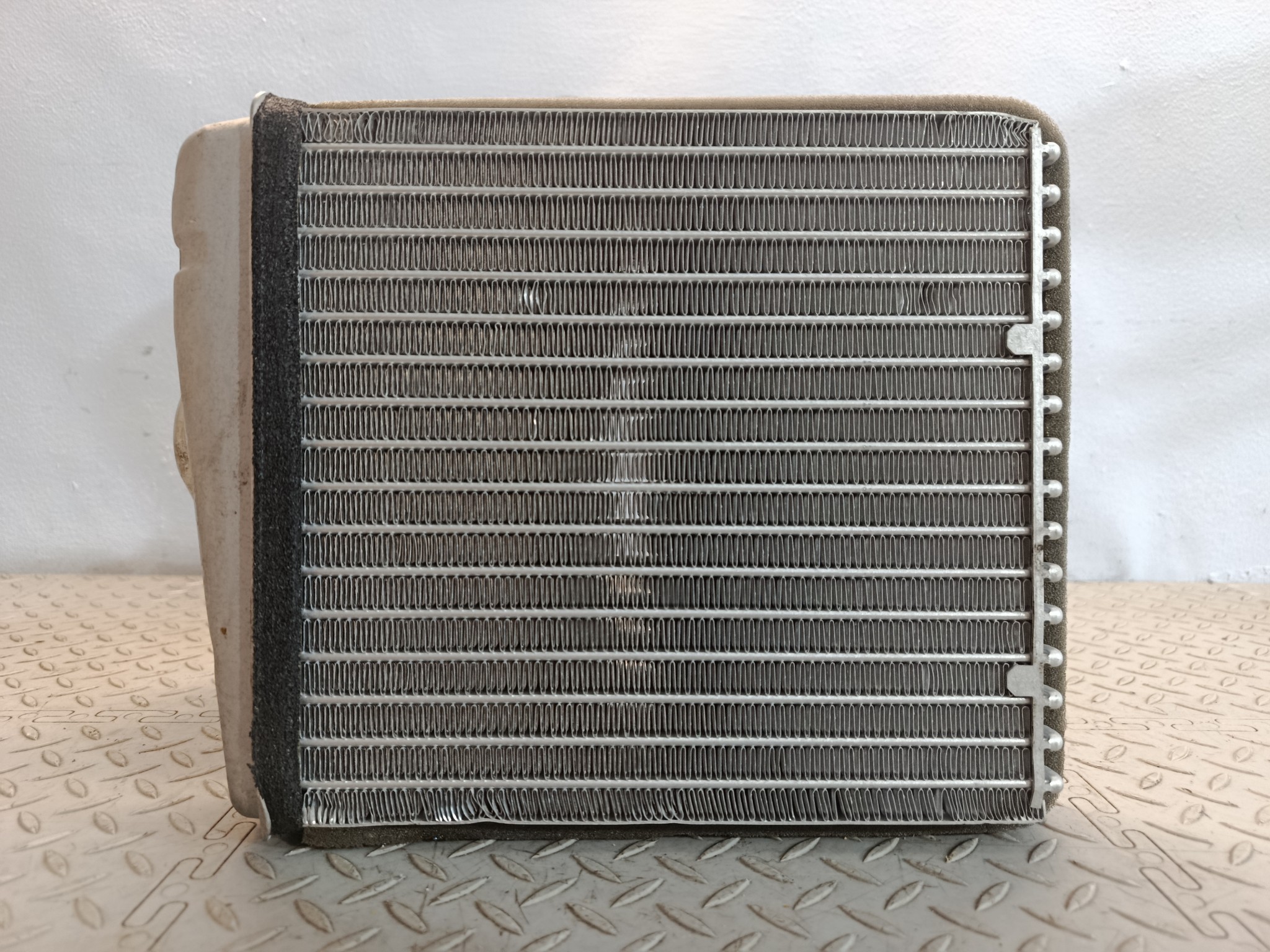 РАДИАТОР ПЕЧКИ AUDI VOLKSWAGEN SEAT SKODA 1K0819031 D114