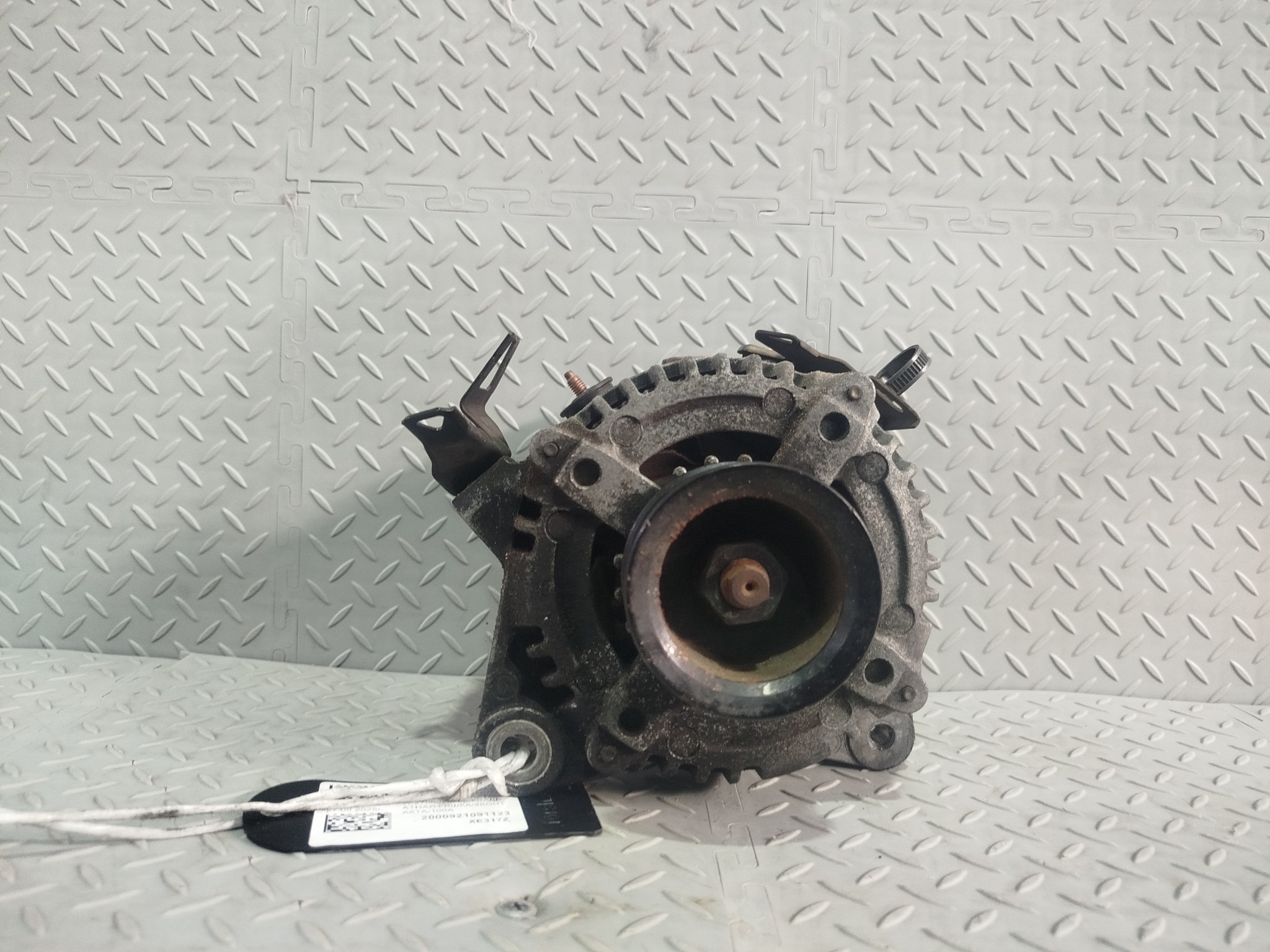 ГЕНЕРАТОР TOYOTA 2706028260 XE317Z