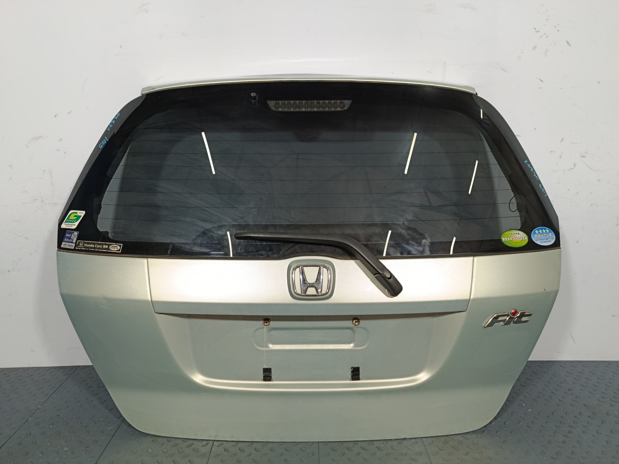ДВЕРЬ ЗАДНЯЯ HONDA FIT 68100SAAJ30ZZ  голубой, G524M KE830