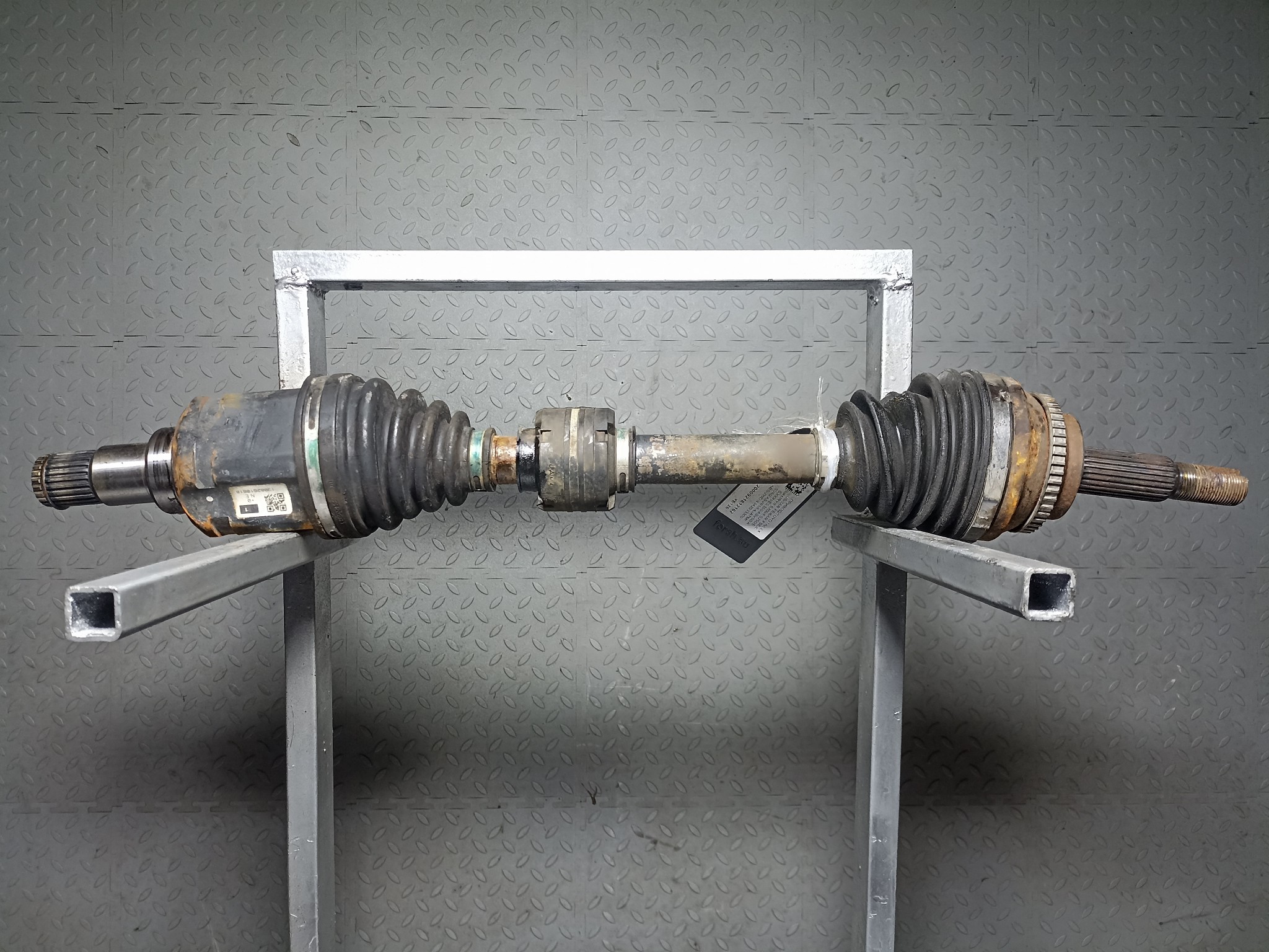 ПРИВОД TOYOTA DAIHATSU LEXUS ПЕРЕДНИЙ ЛЕВЫЙ 4342033300 YE126