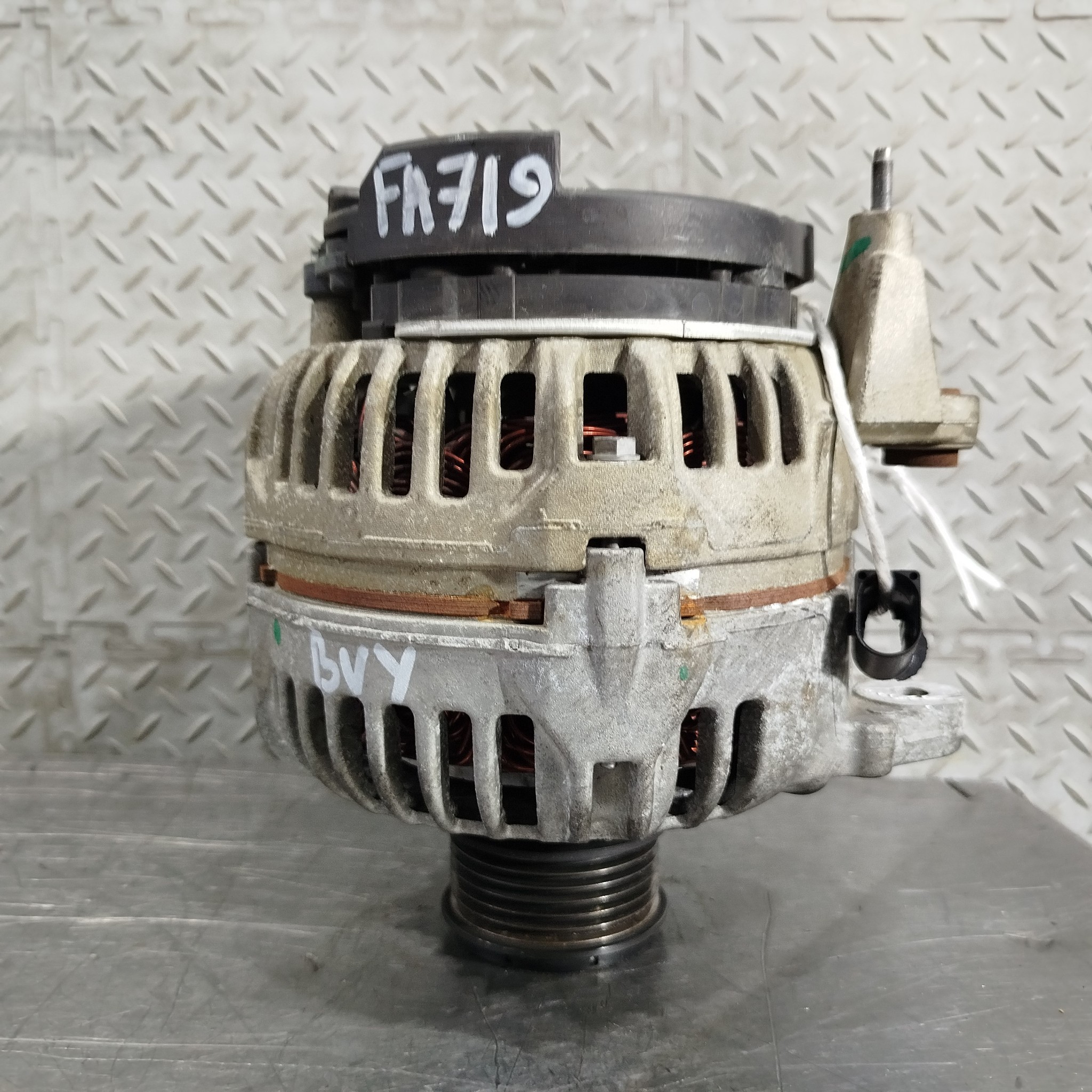 ГЕНЕРАТОР AUDI VOLKSWAGEN CITROEN SEAT SKODA 06F903023F FA719Z