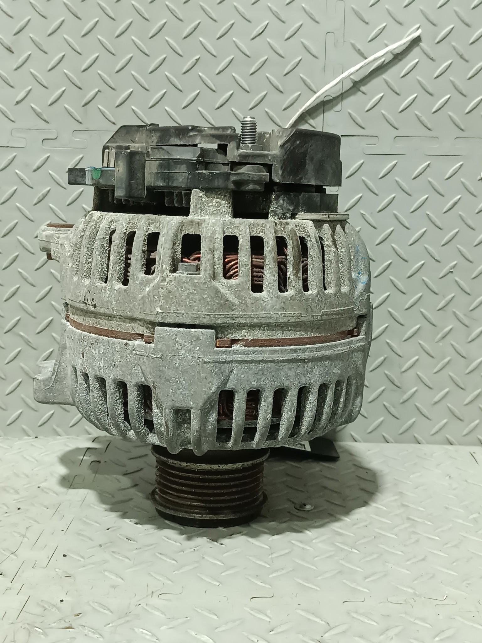 ГЕНЕРАТОР AUDI VOLKSWAGEN CITROEN SEAT SKODA 06F903023F DY1064Z