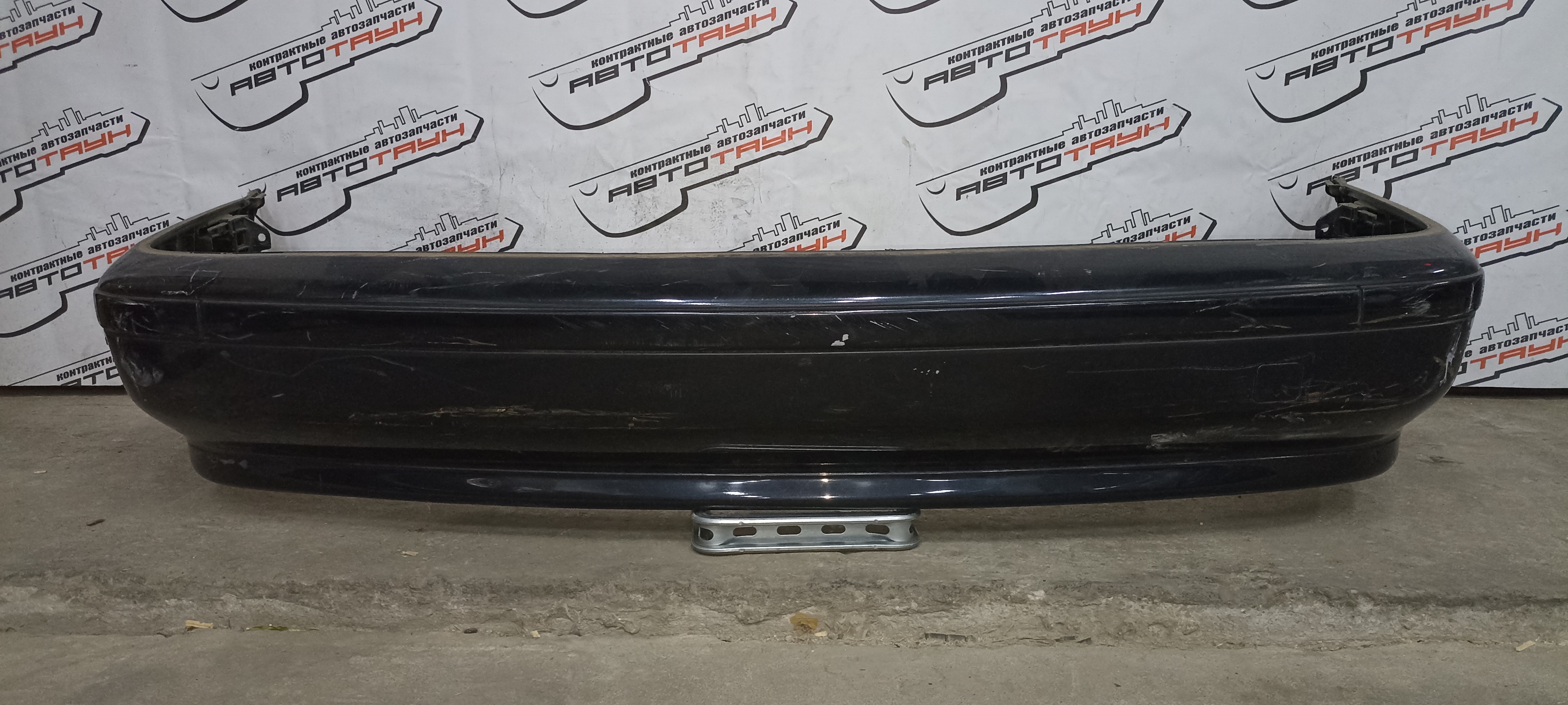 БАМПЕР BMW 5-SERIES 51128159367 ЗАДНИЙ черный, 303 S3630