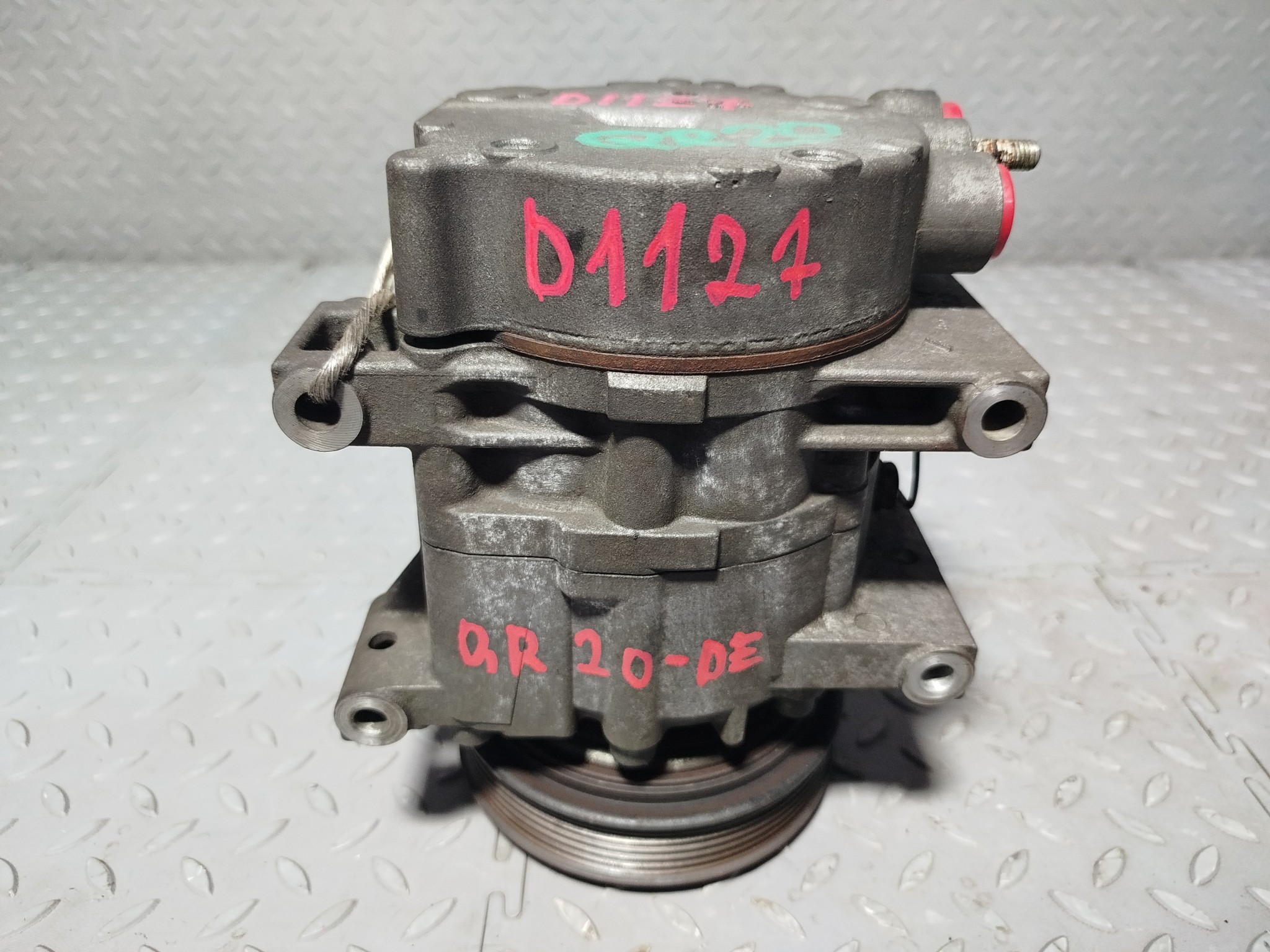 КОМПРЕССОР КОНДИЦИОНЕРА NISSAN 92600AU000  D1127