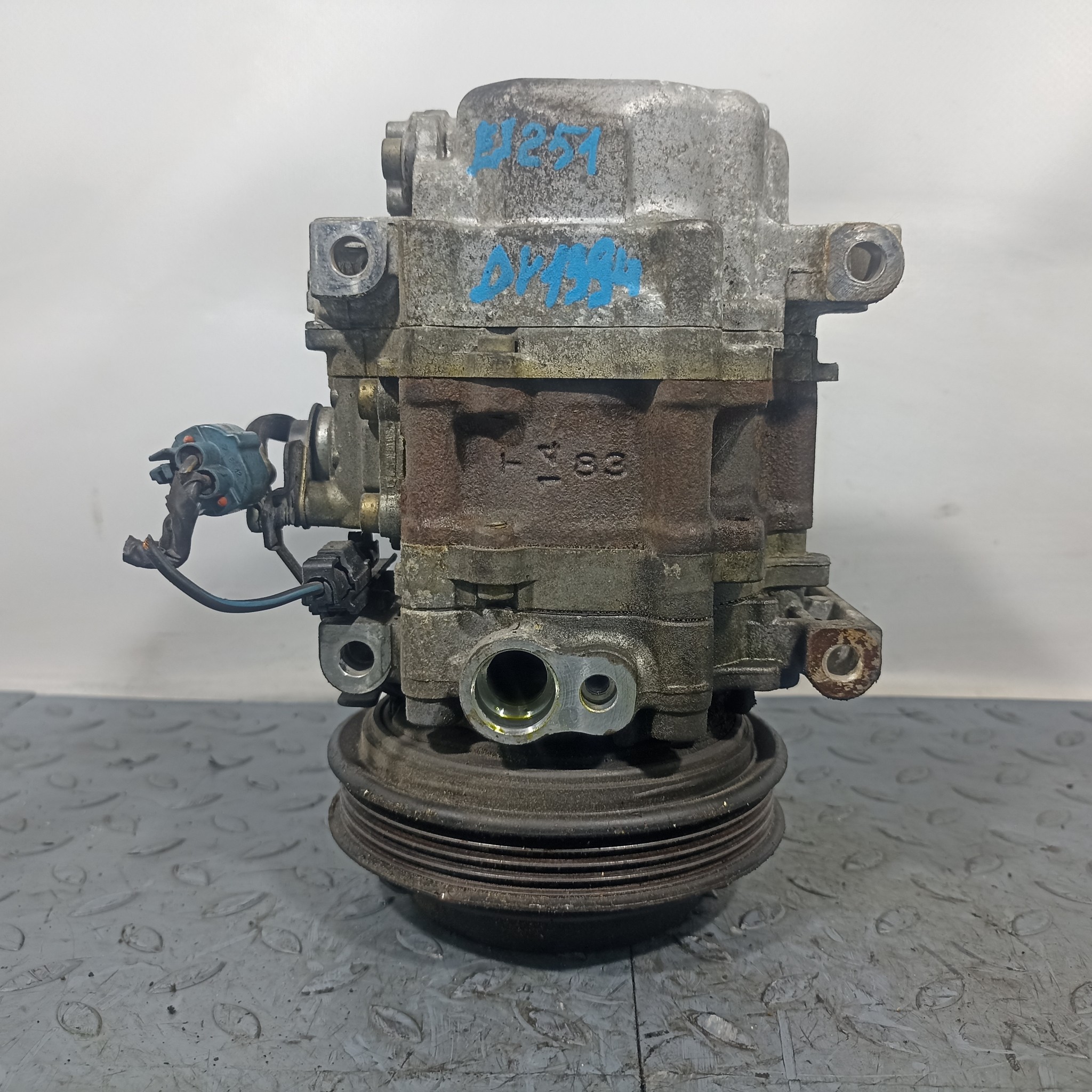 КОМПРЕССОР КОНДИЦИОНЕРА SUBARU 73110AE050 DY1394Z