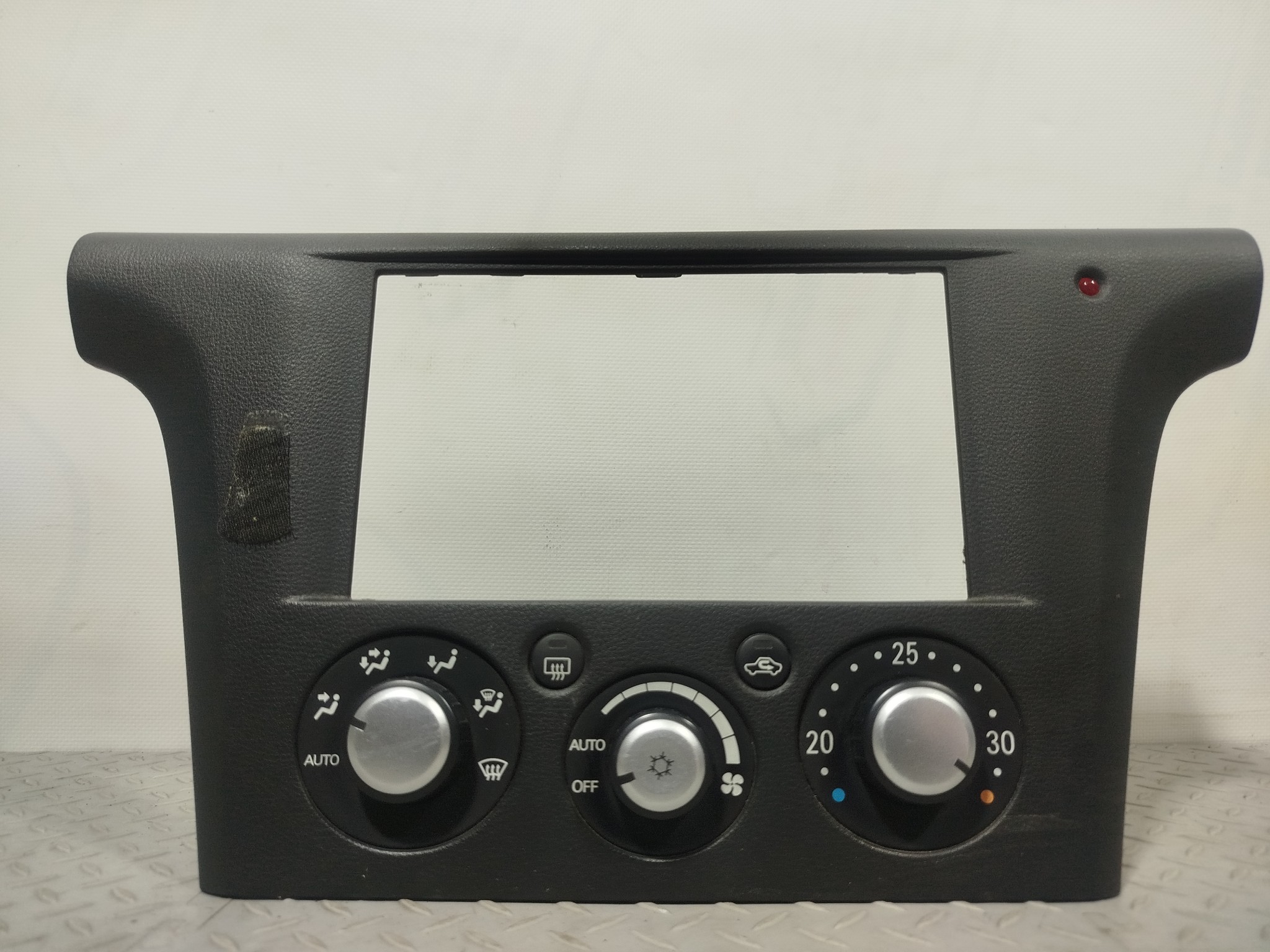 БЛОК КЛИМАТ-КОНТРОЛЯ MITSUBISHI GE326