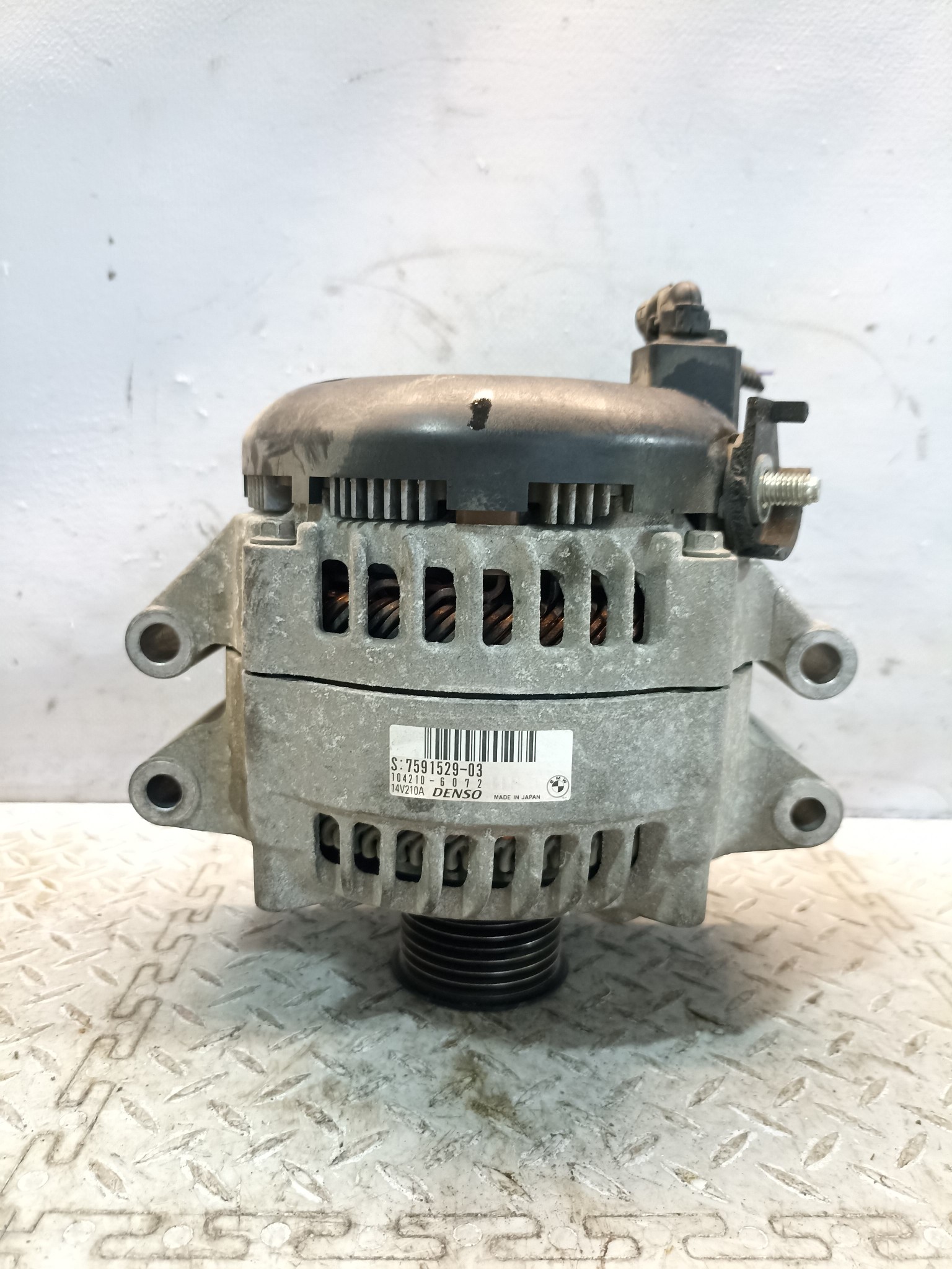 ГЕНЕРАТОР BMW 12317616119 YE035Z