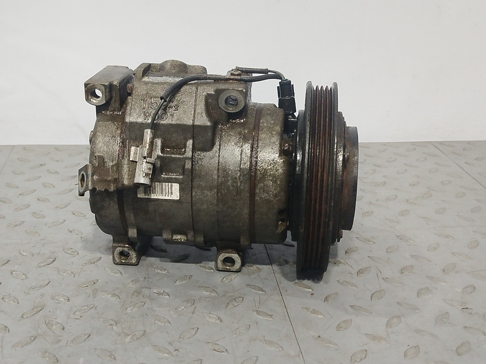 КОМПРЕССОР КОНДИЦИОНЕРА TOYOTA LEXUS 883202A090  D2118