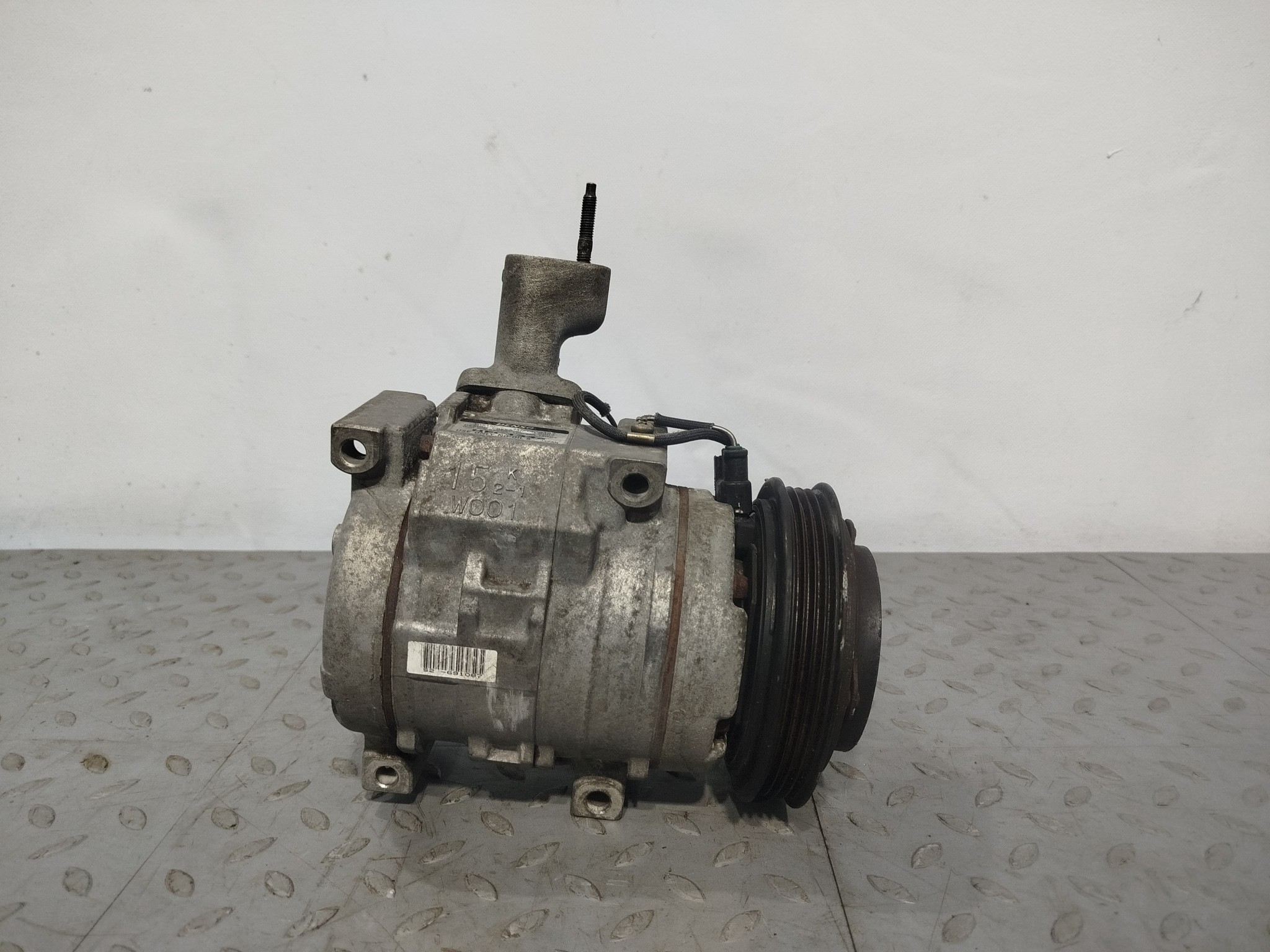 КОМПРЕССОР КОНДИЦИОНЕРА TOYOTA LEXUS 883202A090  D2127