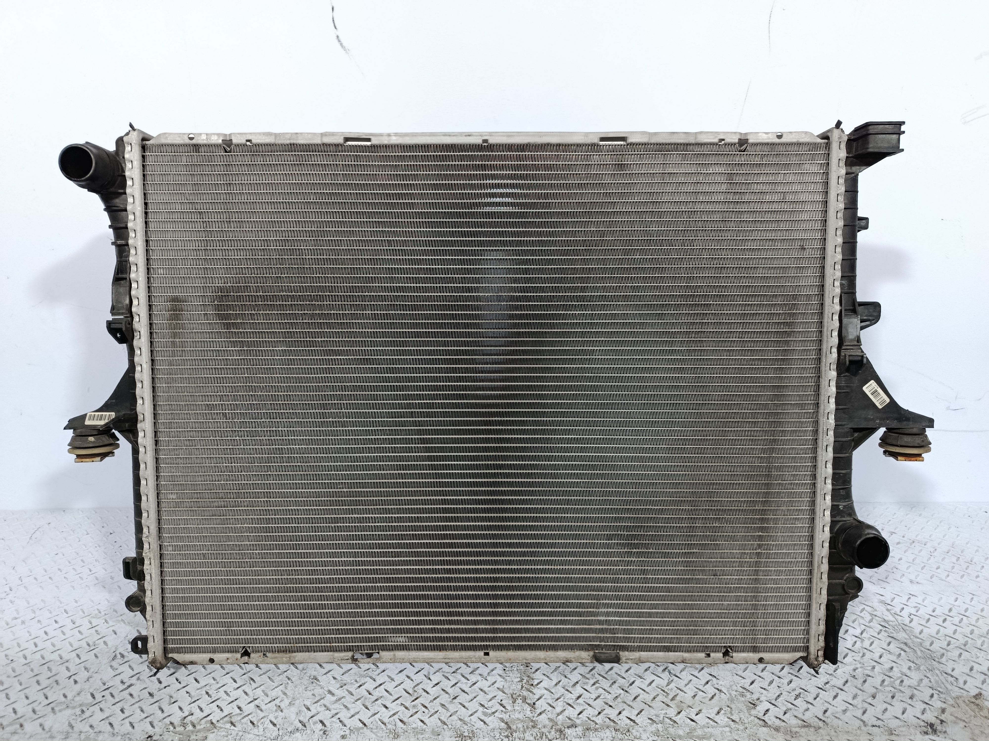 РАДИАТОР ДВИГАТЕЛЯ AUDI VOLKSWAGEN PORSCHE 7L0121253A FA751Z