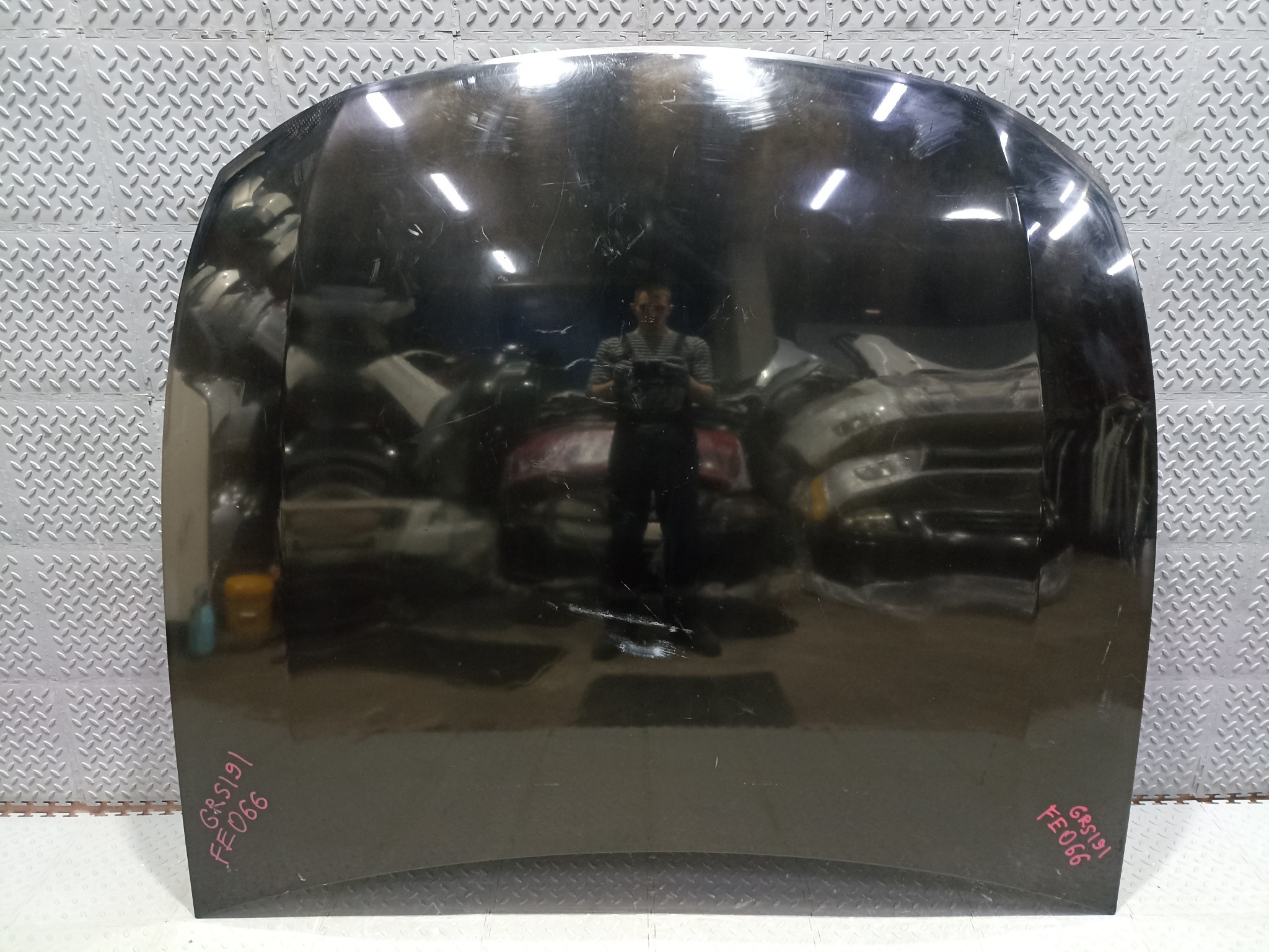 КАПОТ LEXUS GS300 GS350 GS430 GS450H GS460 5330130450 черный FE066