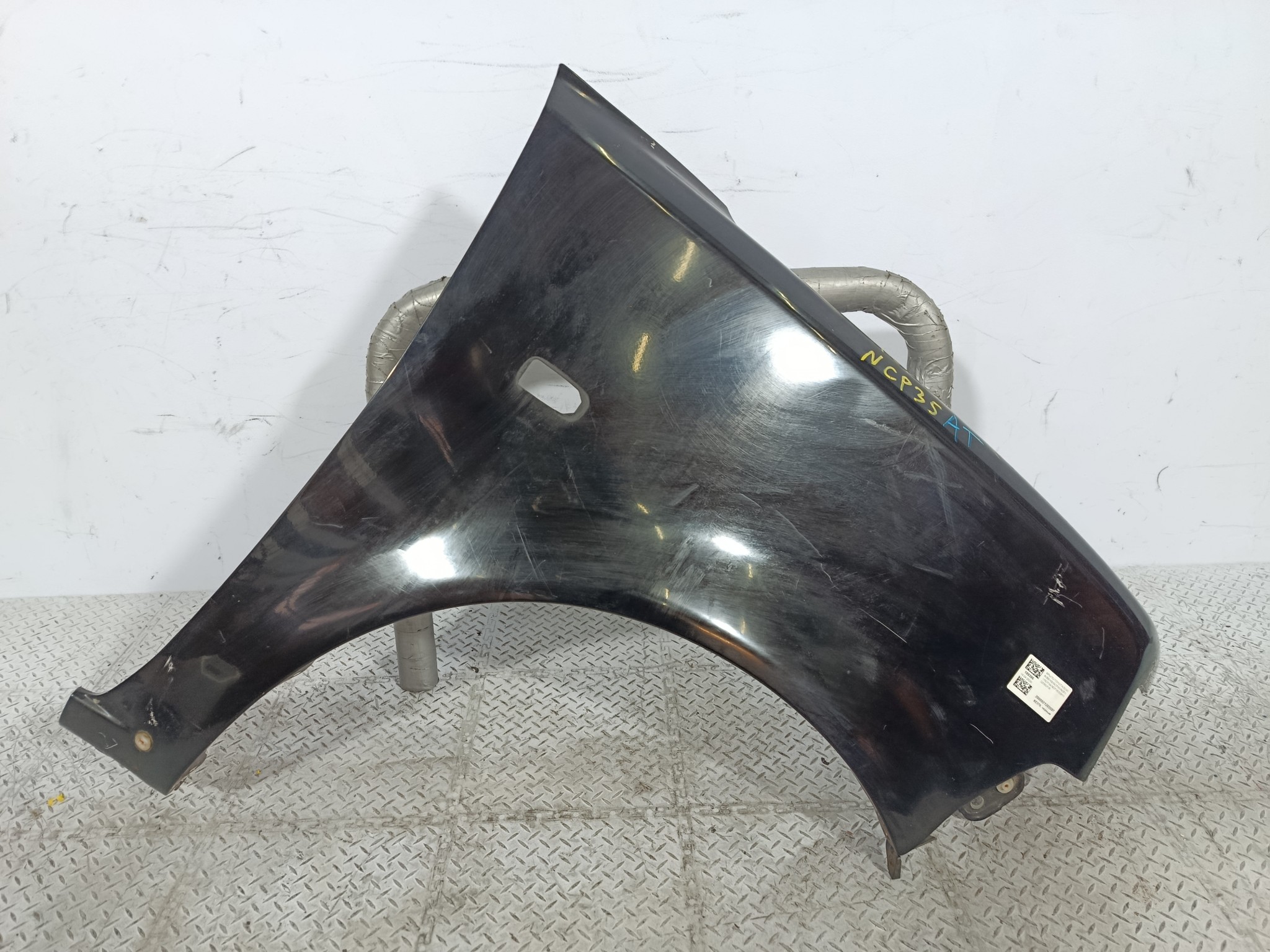 КРЫЛО TOYOTA SCION BB XB 5381152080 ПЕРЕДНЕЕ ПРАВОЕ  черный, 202 XE378