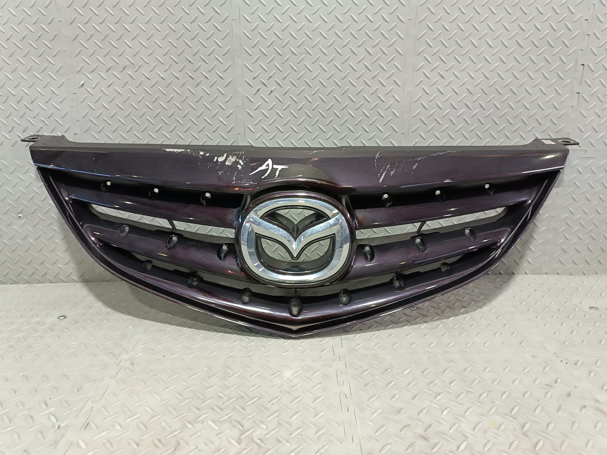 РЕШЕТКА РАДИАТОРА MAZDA G21B50710B01  NA8402Z