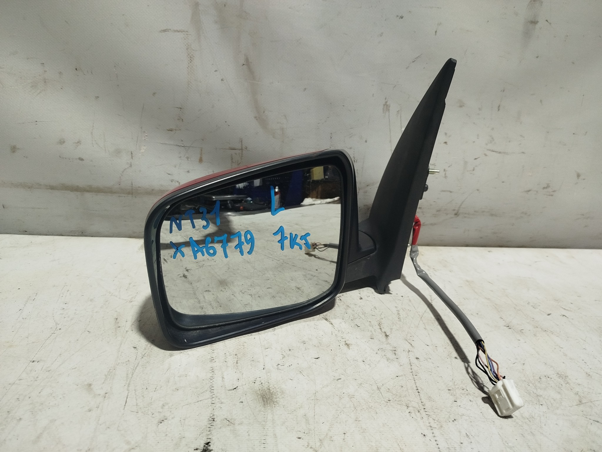 ЗЕРКАЛО NISSAN X-TRAIL ЛЕВОЕ 96302JG005  красный, AX6 XA6779