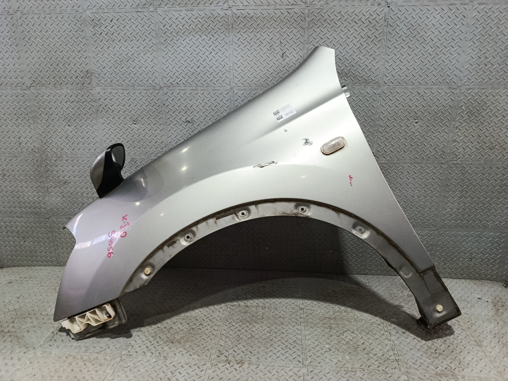КРЫЛО NISSAN DUALIS QASHQAI F31011YAAA ПЕРЕДНЕЕ ЛЕВОЕ  серебро, KY0 S4056