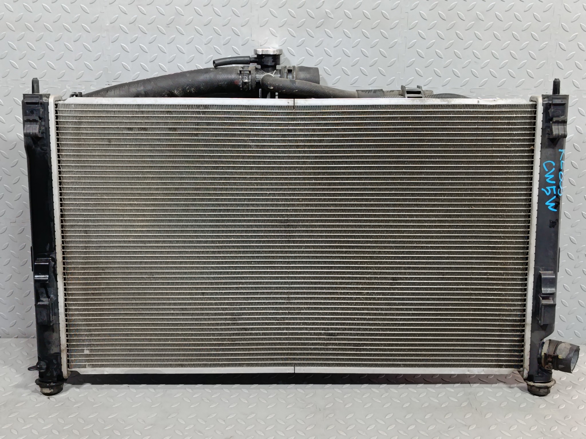 РАДИАТОР ДВИГАТЕЛЯ MITSUBISHI CITROEN PEUGEOT 1350A297 KE859