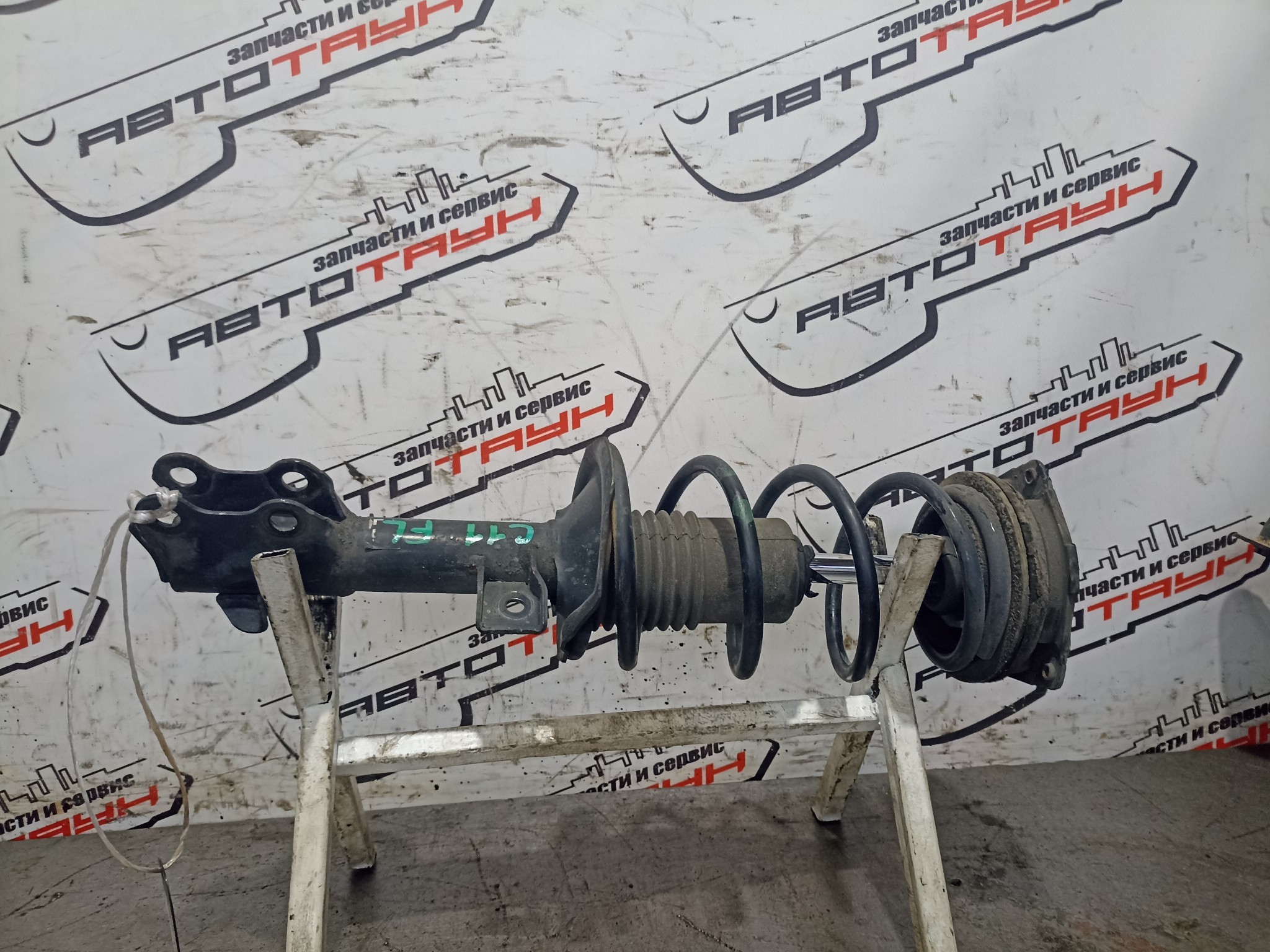 СТОЙКА ХОДОВКИ NISSAN ПЕРЕДНЯЯ ЛЕВАЯ E4303ED00A KA6647