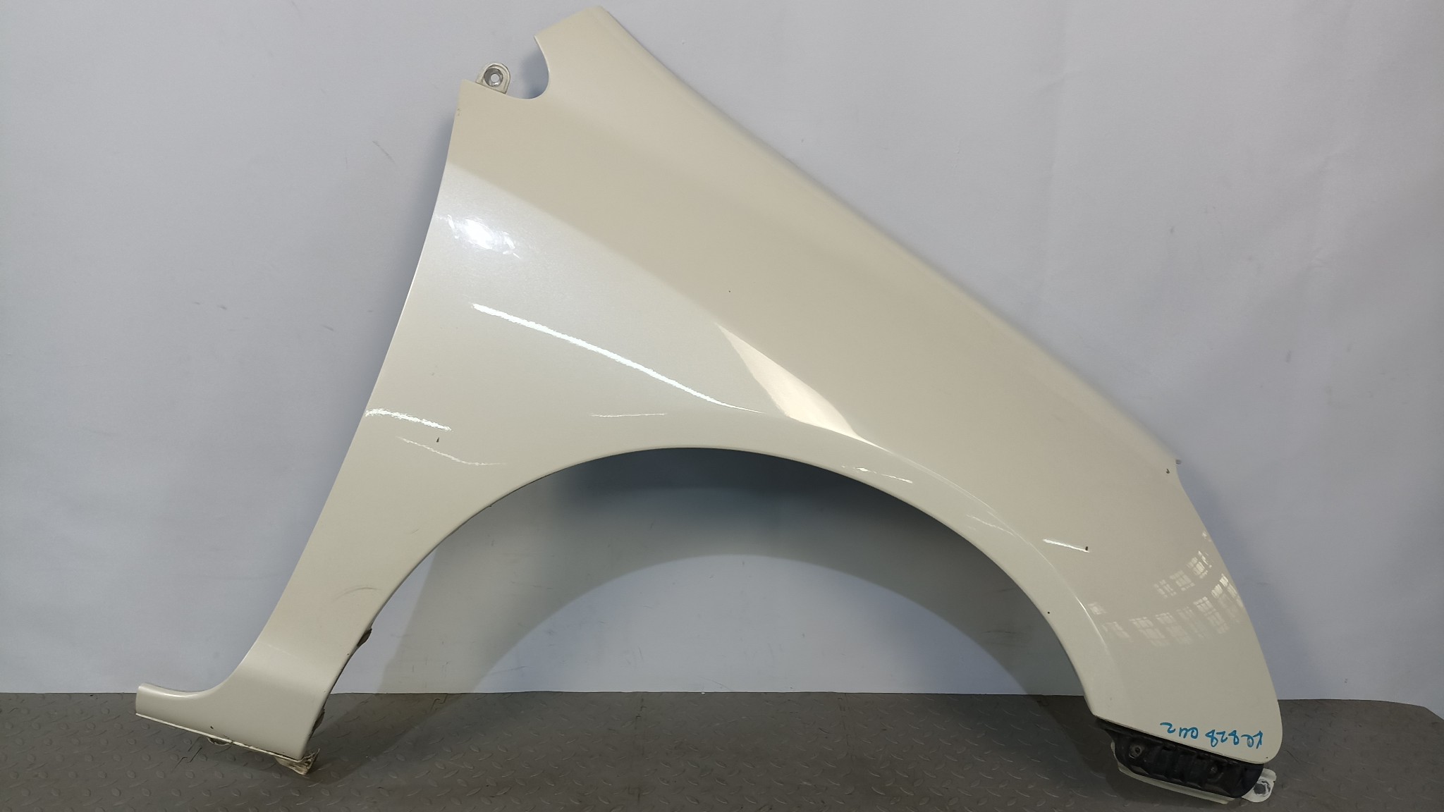 КРЫЛО HONDA CIVIC 60211S6A000ZZ ПЕРЕДНЕЕ ПРАВОЕ белый, NH636P KE828