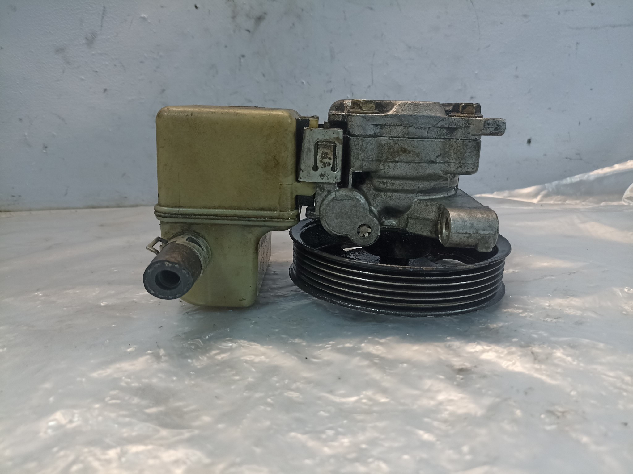 ГУР MAZDA EG2132600 D3053