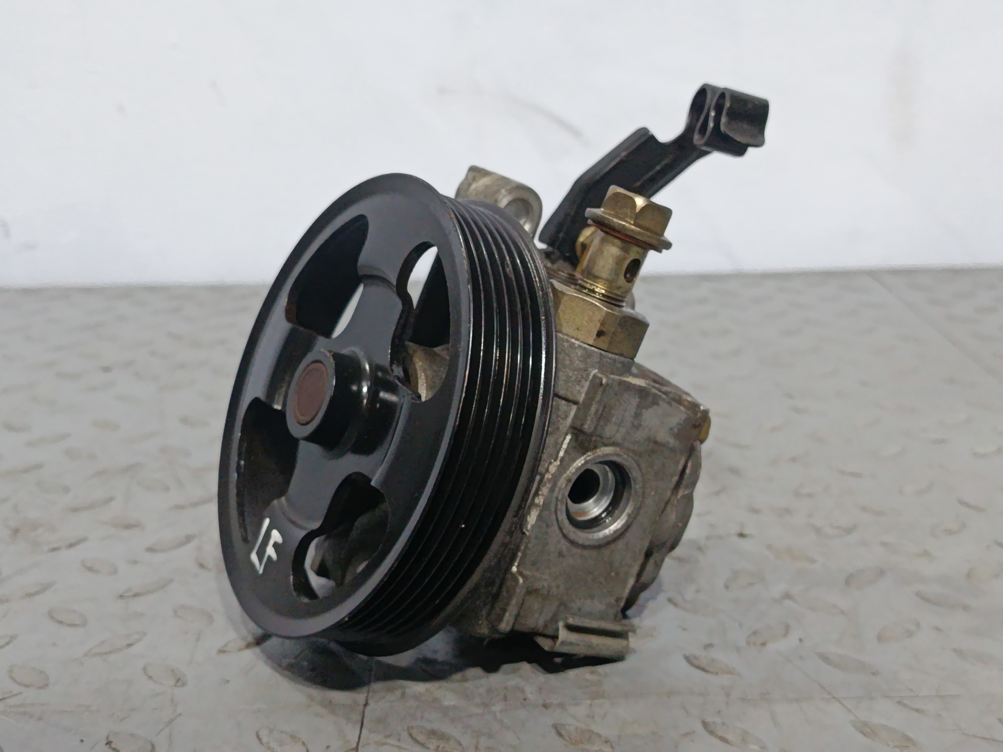 ГУР MAZDA EG2132600 D2166
