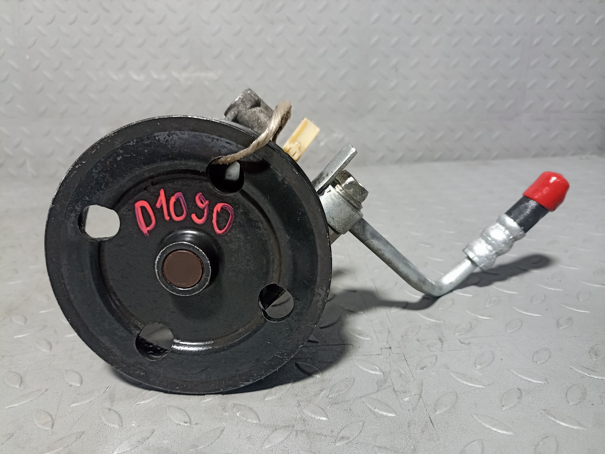 ГУР MAZDA EG2132600 D1090