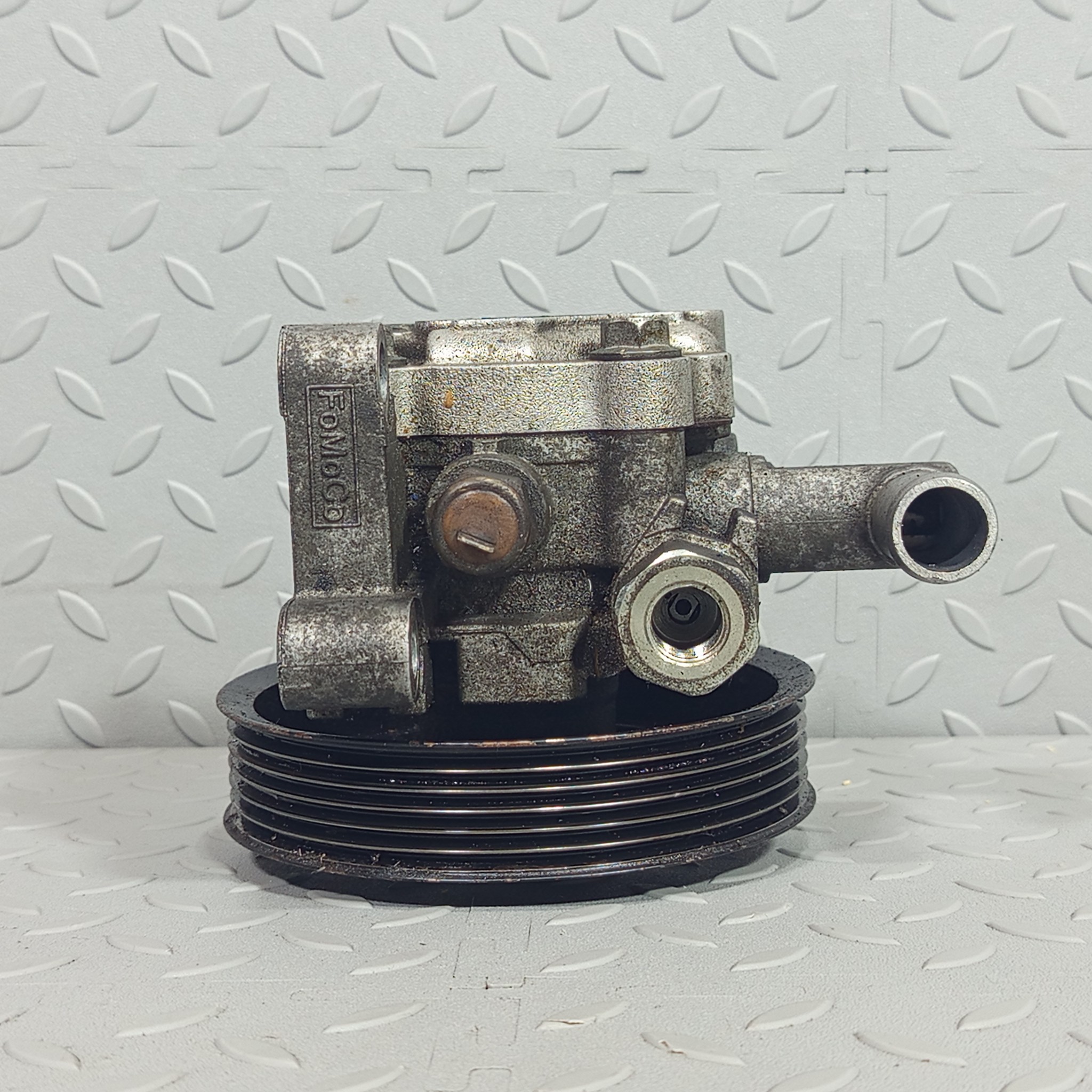 ГУР MAZDA EG2132600 D101
