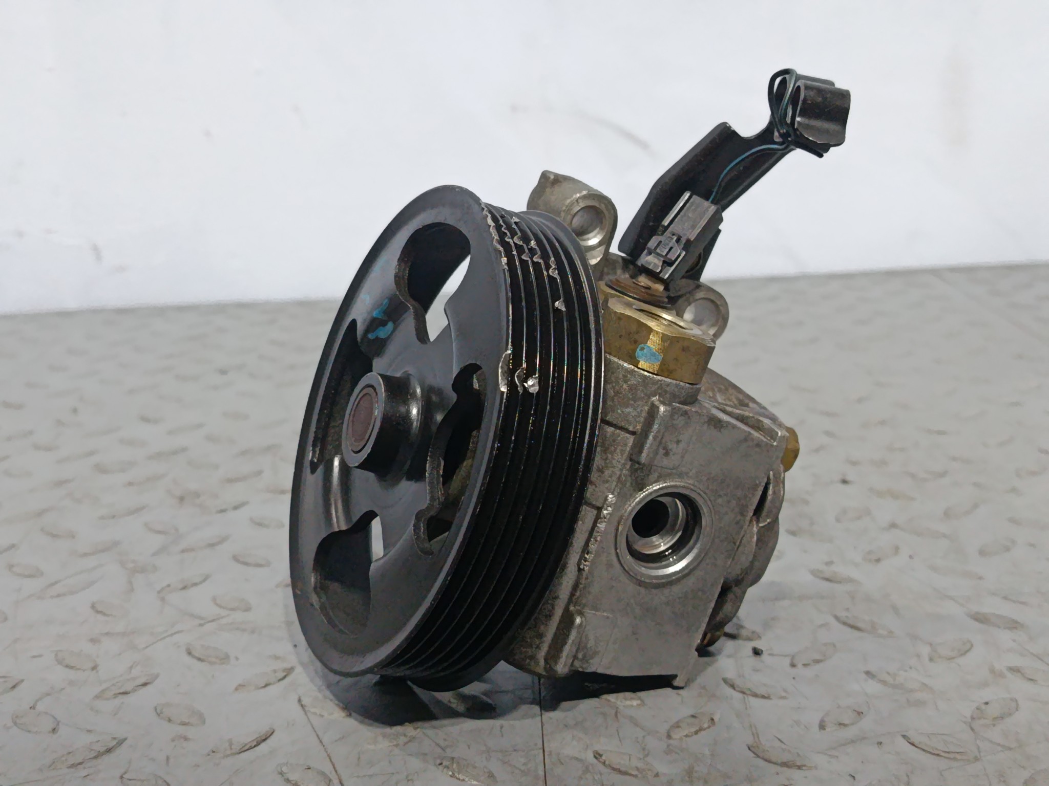 ГУР MAZDA EG2132600 D2164