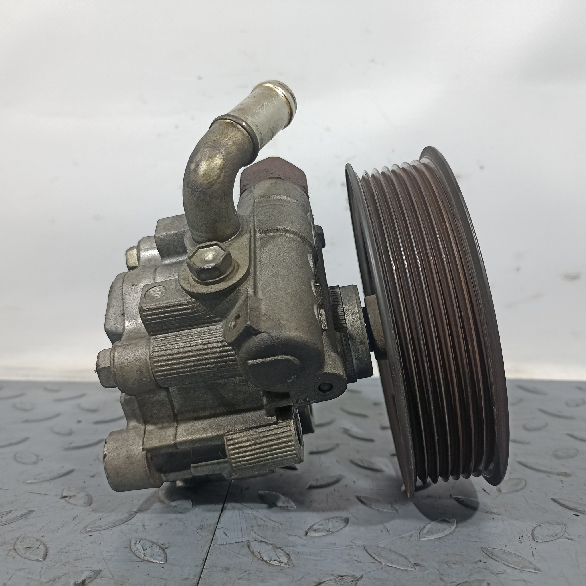ГУР MAZDA EG2132600 F2605Z
