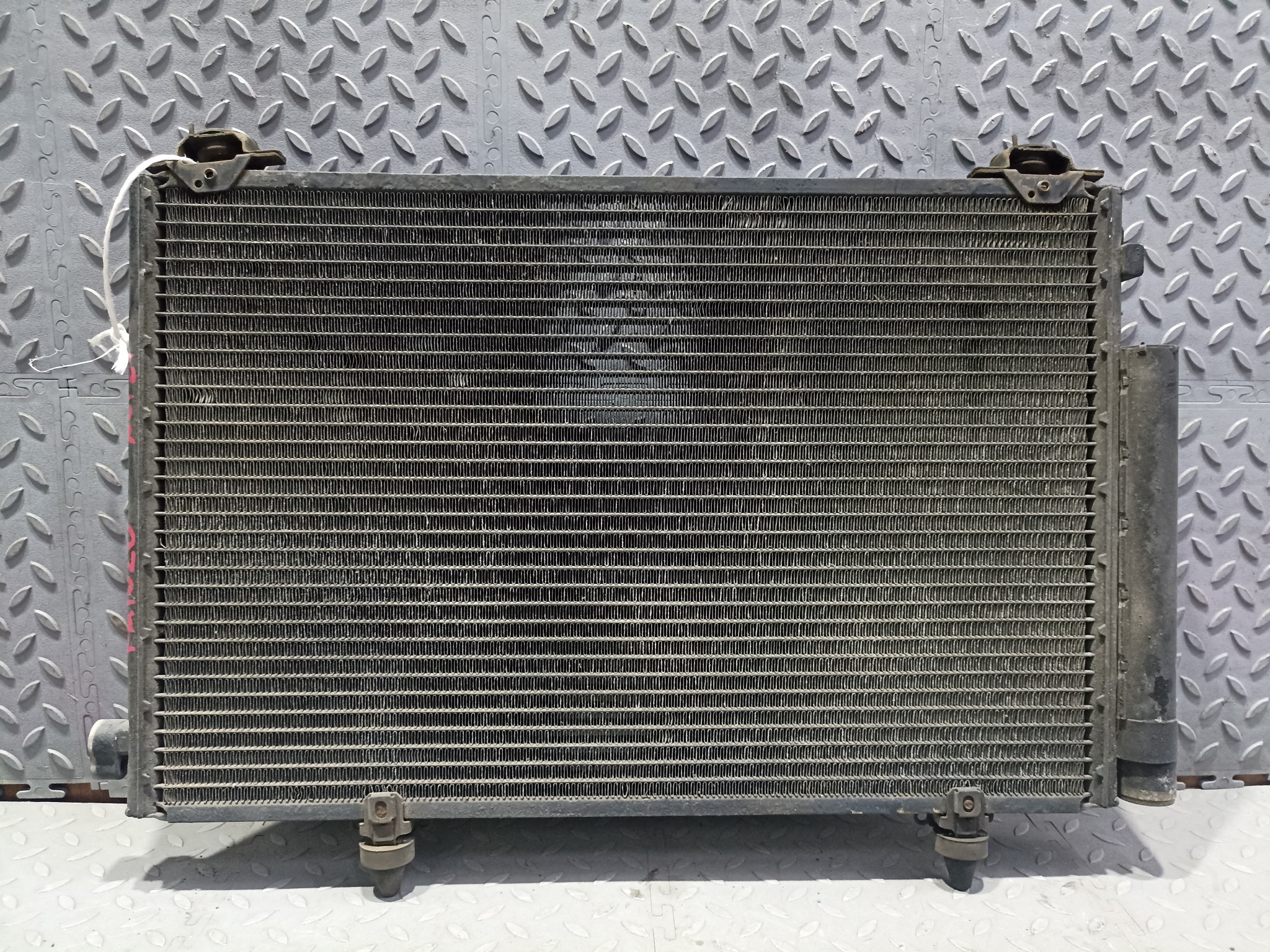 РАДИАТОР КОНДИЦИОНЕРА TOYOTA 8846052010 FA1020Z