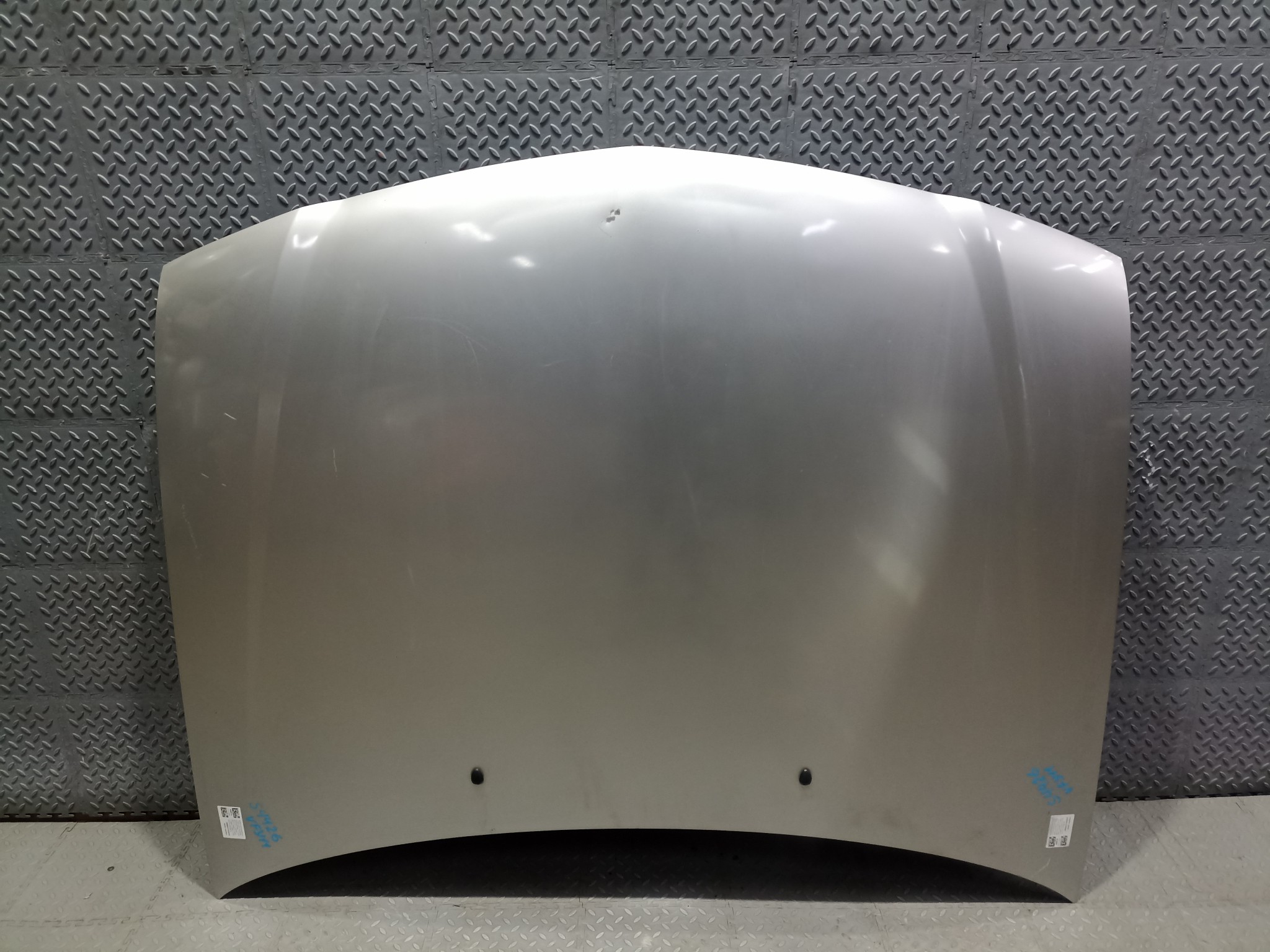КАПОТ NISSAN MAZDA AD FAMILIA VAN WINGROAD 1N0952310  серебро, KY0 S4426