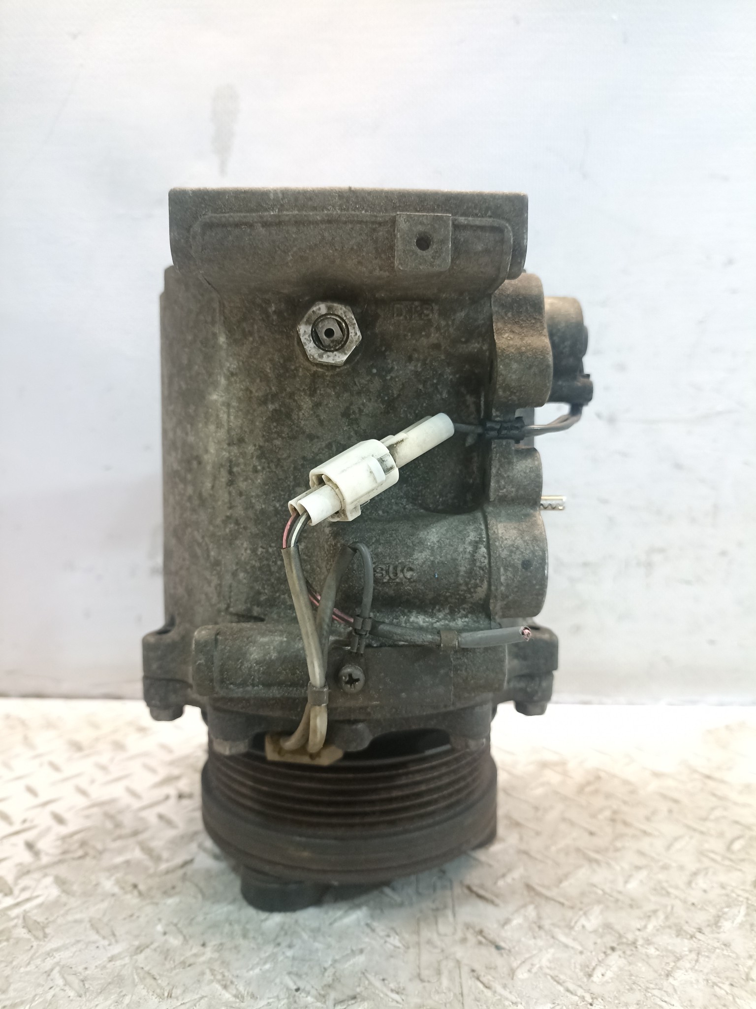 КОМПРЕССОР КОНДИЦИОНЕРА MITSUBISHI MR958135 D3191