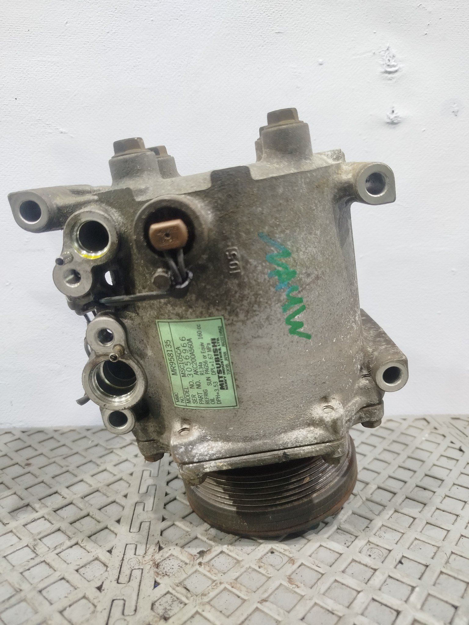 КОМПРЕССОР КОНДИЦИОНЕРА MITSUBISHI MR958135 GE314Z