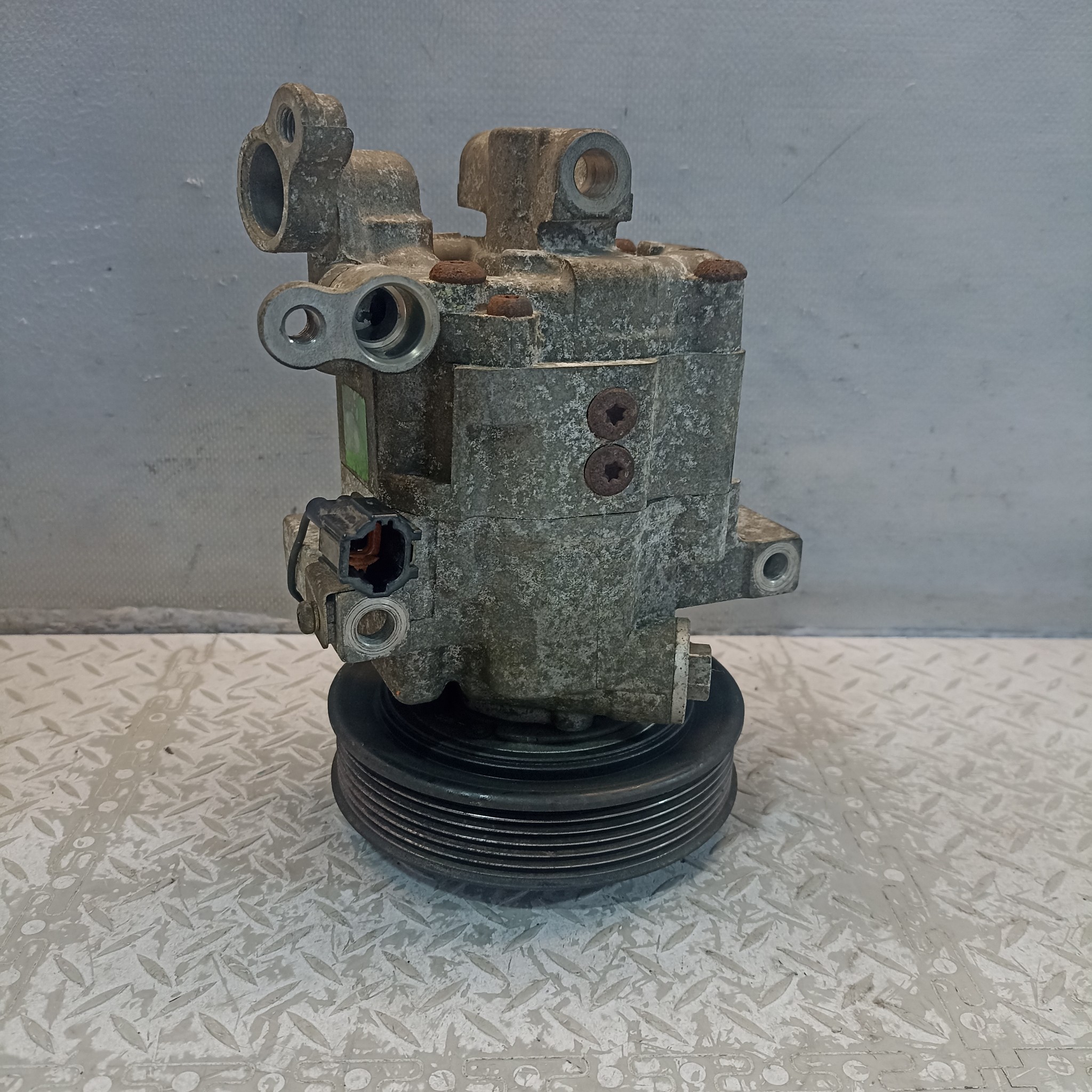 КОМПРЕССОР КОНДИЦИОНЕРА NISSAN MAZDA 1N0261450 D3058