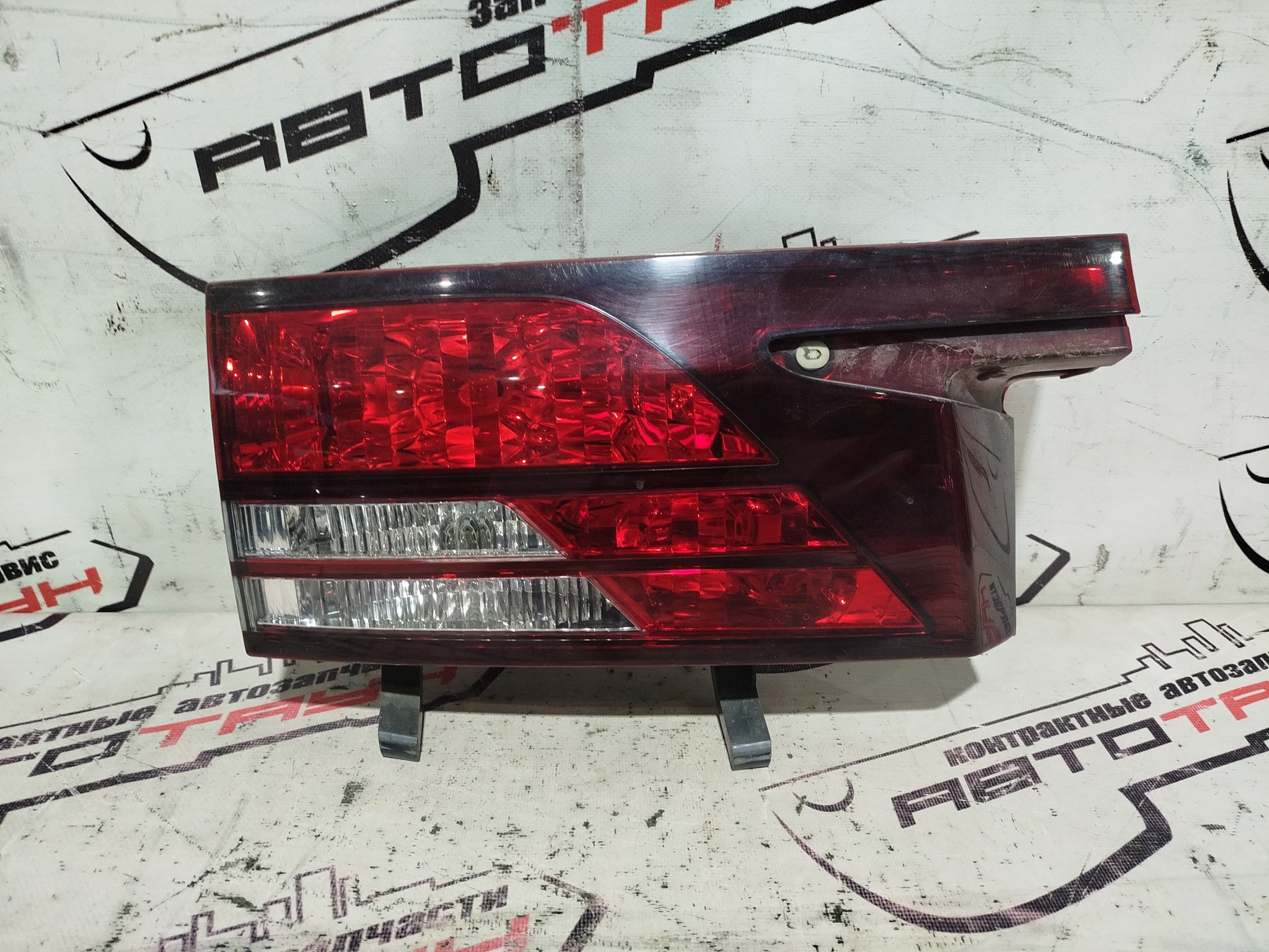 ФАЛЬШПАНЕЛЬ TOYOTA ЛЕВАЯ 8159028140  TA573Z