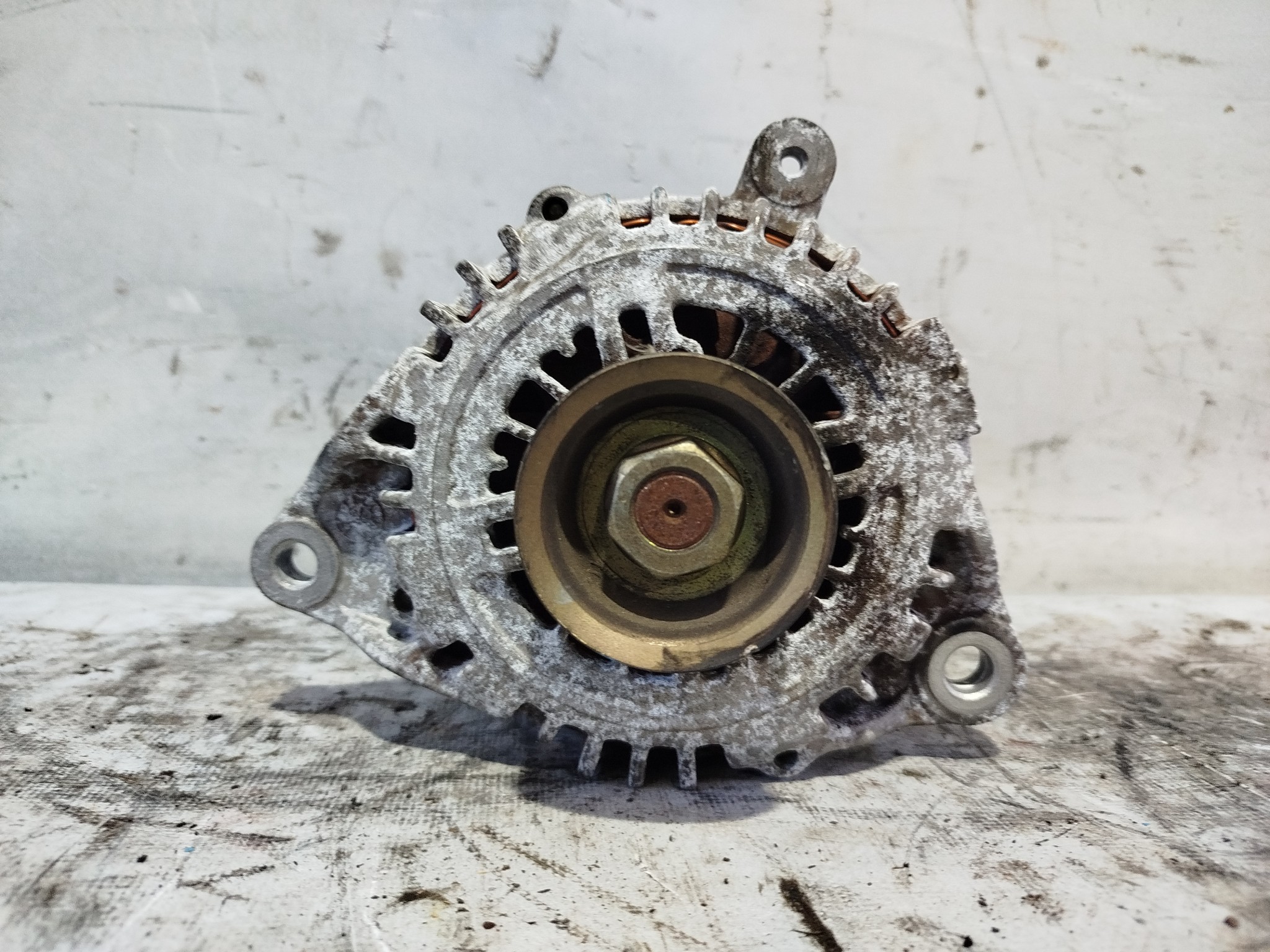 ГЕНЕРАТОР NISSAN MAZDA 23100CT00A  F2309Z