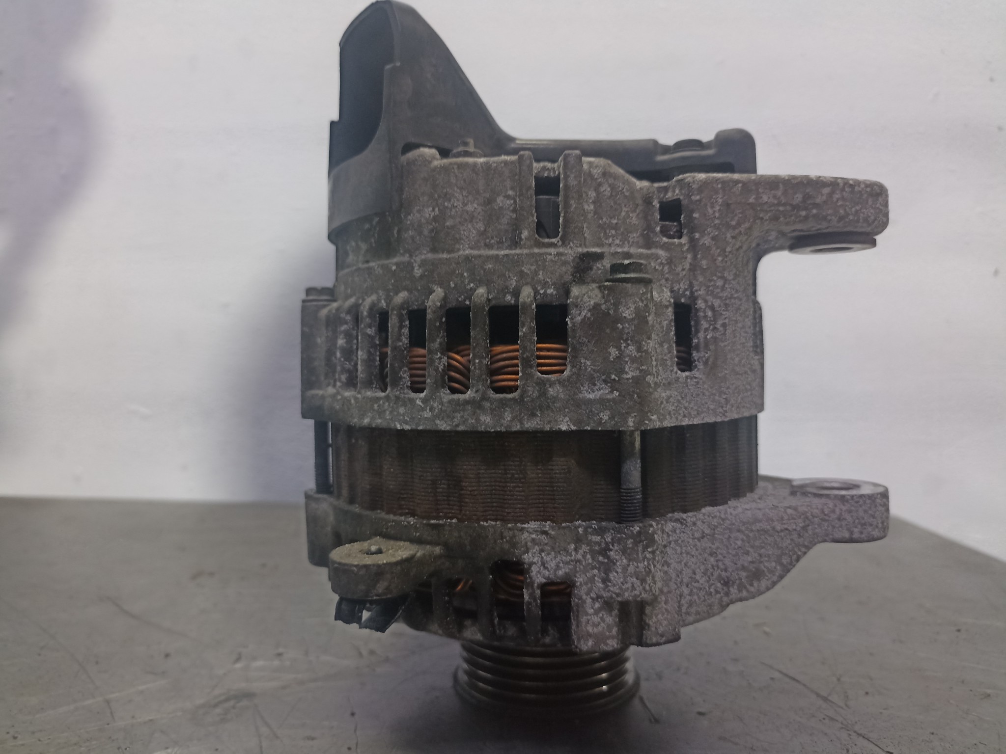 ГЕНЕРАТОР NISSAN MAZDA 23100CT00A  KB1701Z
